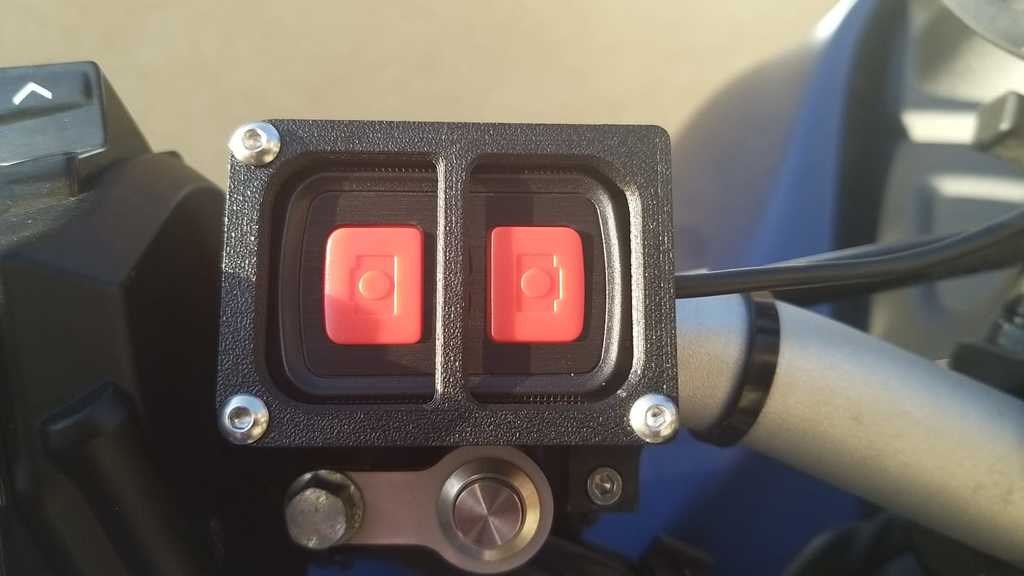 Motorcycle DashCam Button Mount on Handlebar