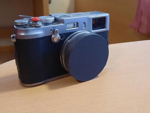 Fujifilm X100 lid slim