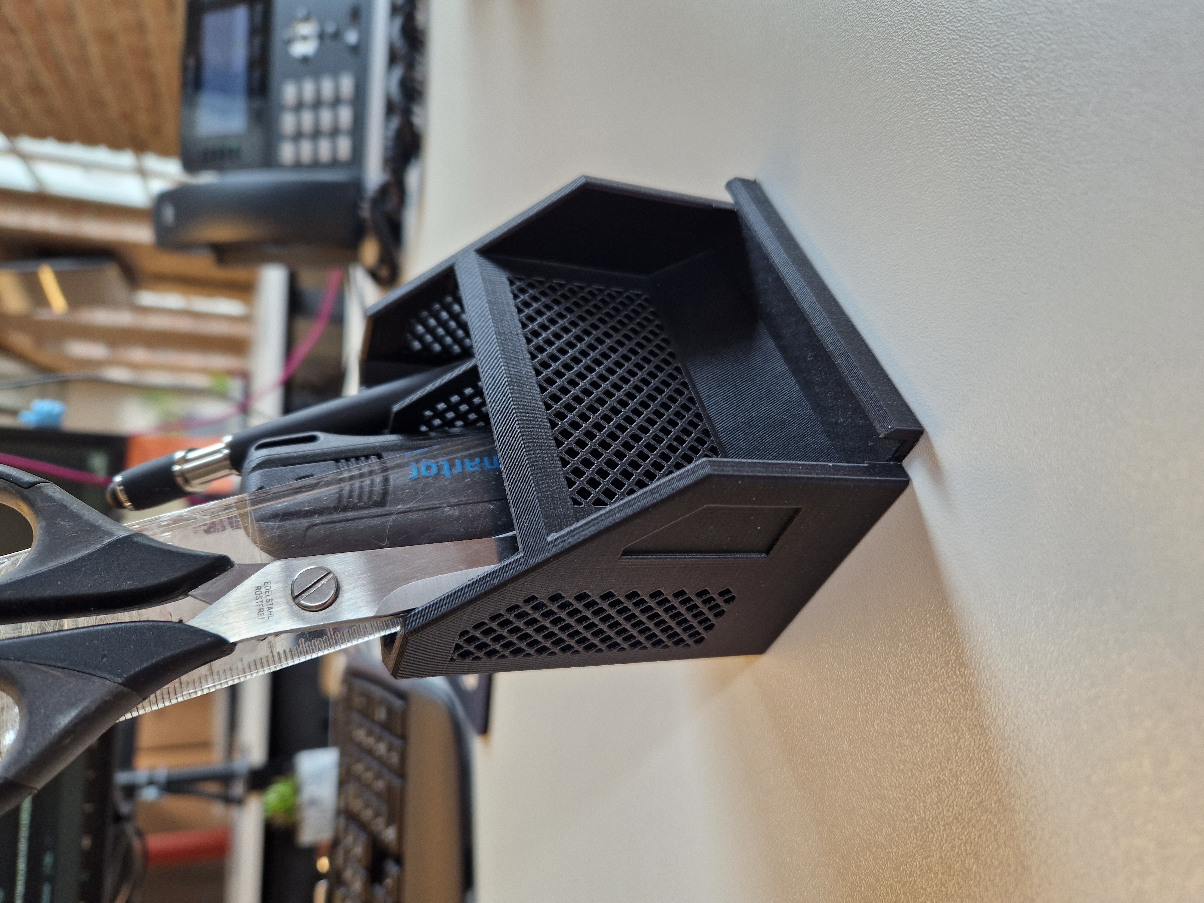 smartphone stand organizer