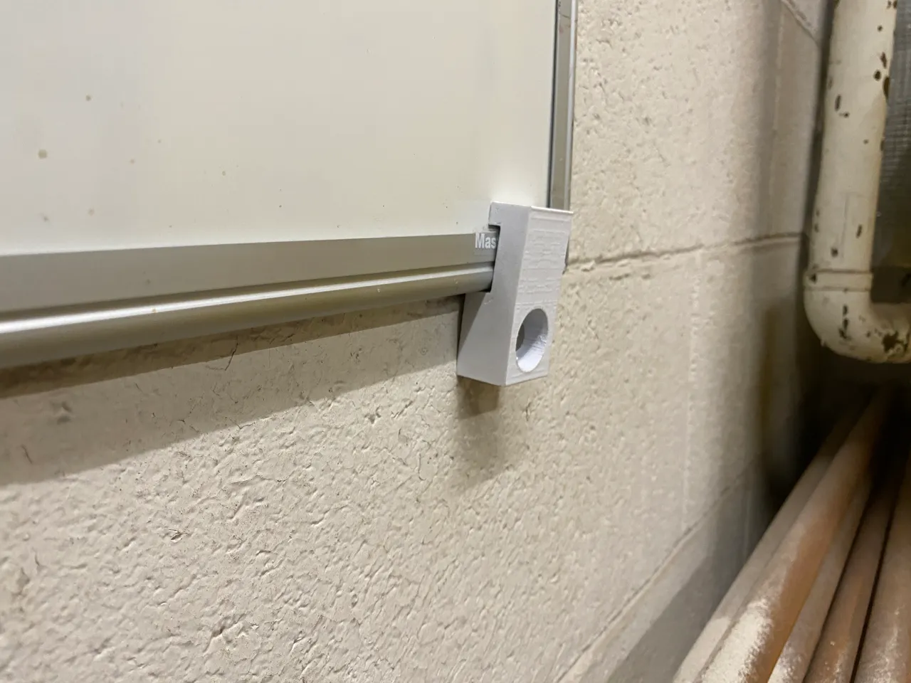 Small Heavy Duty Wall Mount by ogfortis | Download free STL model ...