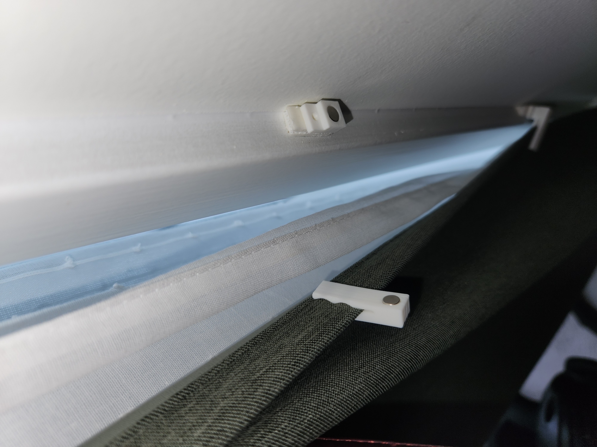 Magnetic Curtain Holders
