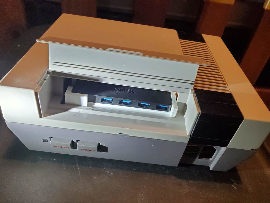 Raspberry Pi4 in NES parts by Snoopy31195 | Download free STL model ...
