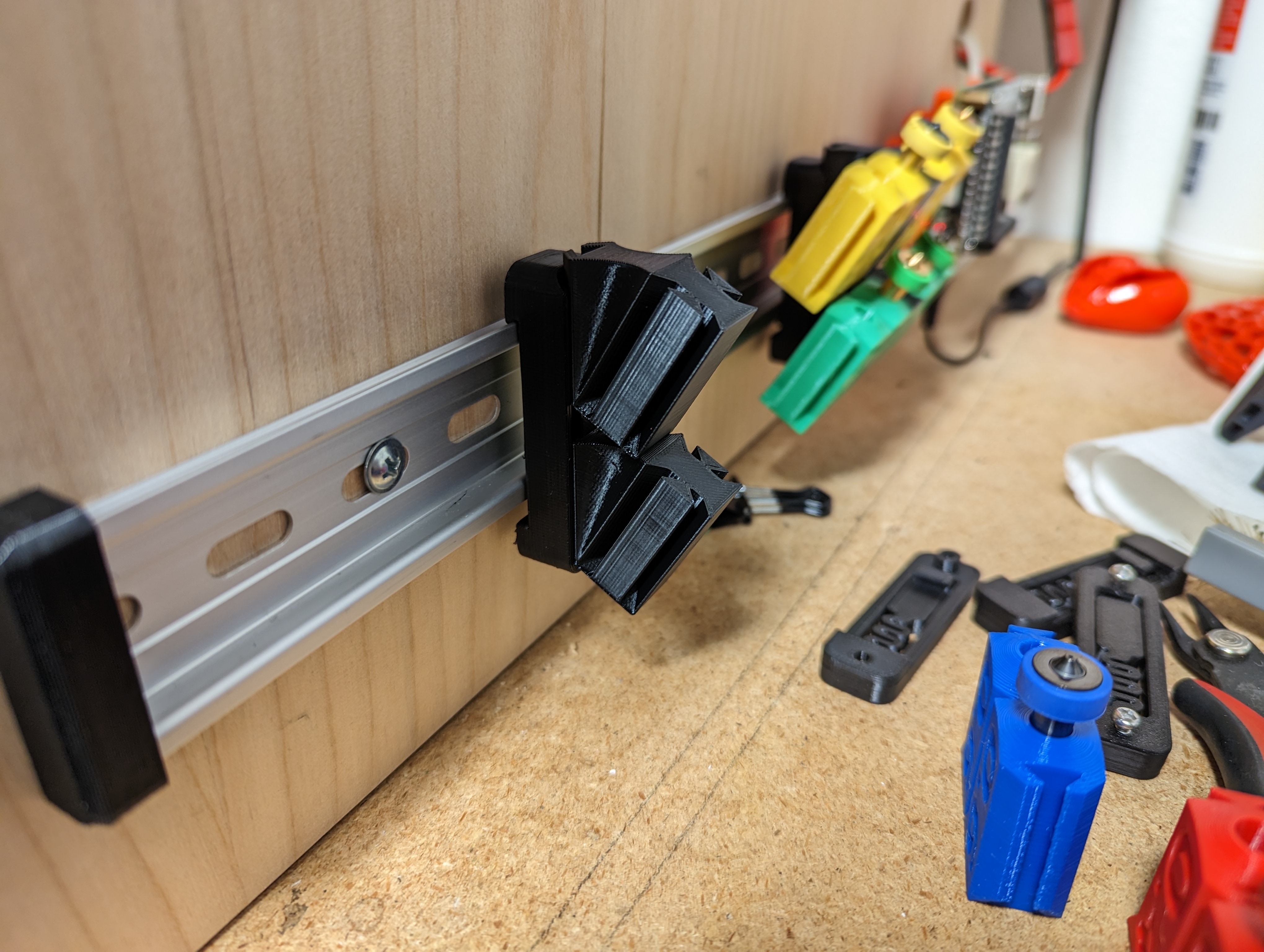 Revo Connect DIN Clip And Angled Mounts By Herr brain Download Free revo-connect-din-clip-and-angled-mounts-by-herr-brain-download-free