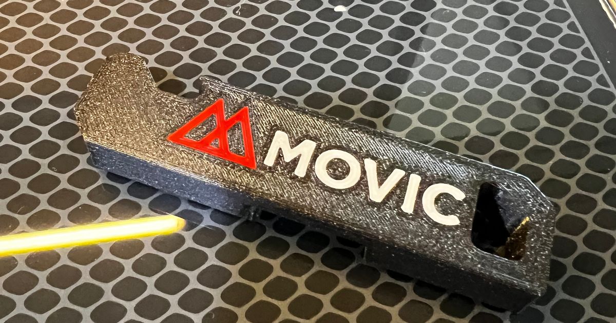 Bottle Cap Opener (Pull + Twist) by Kiko Lobo Download free STL model