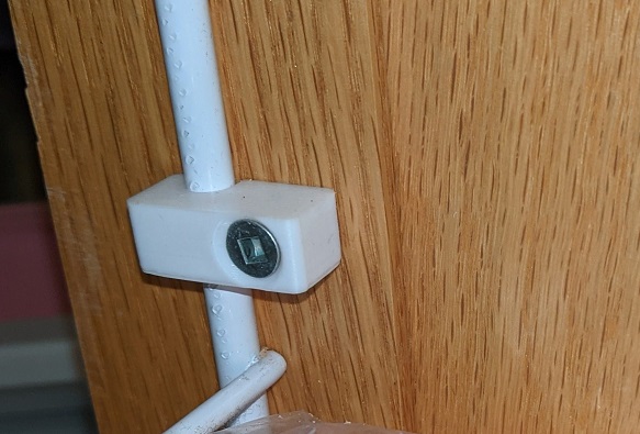 6.5mm Wire Rack Screw On Clips
