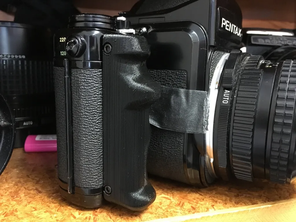 Pentax 67 Right Hand Grip by Brian Kyle | Download free STL