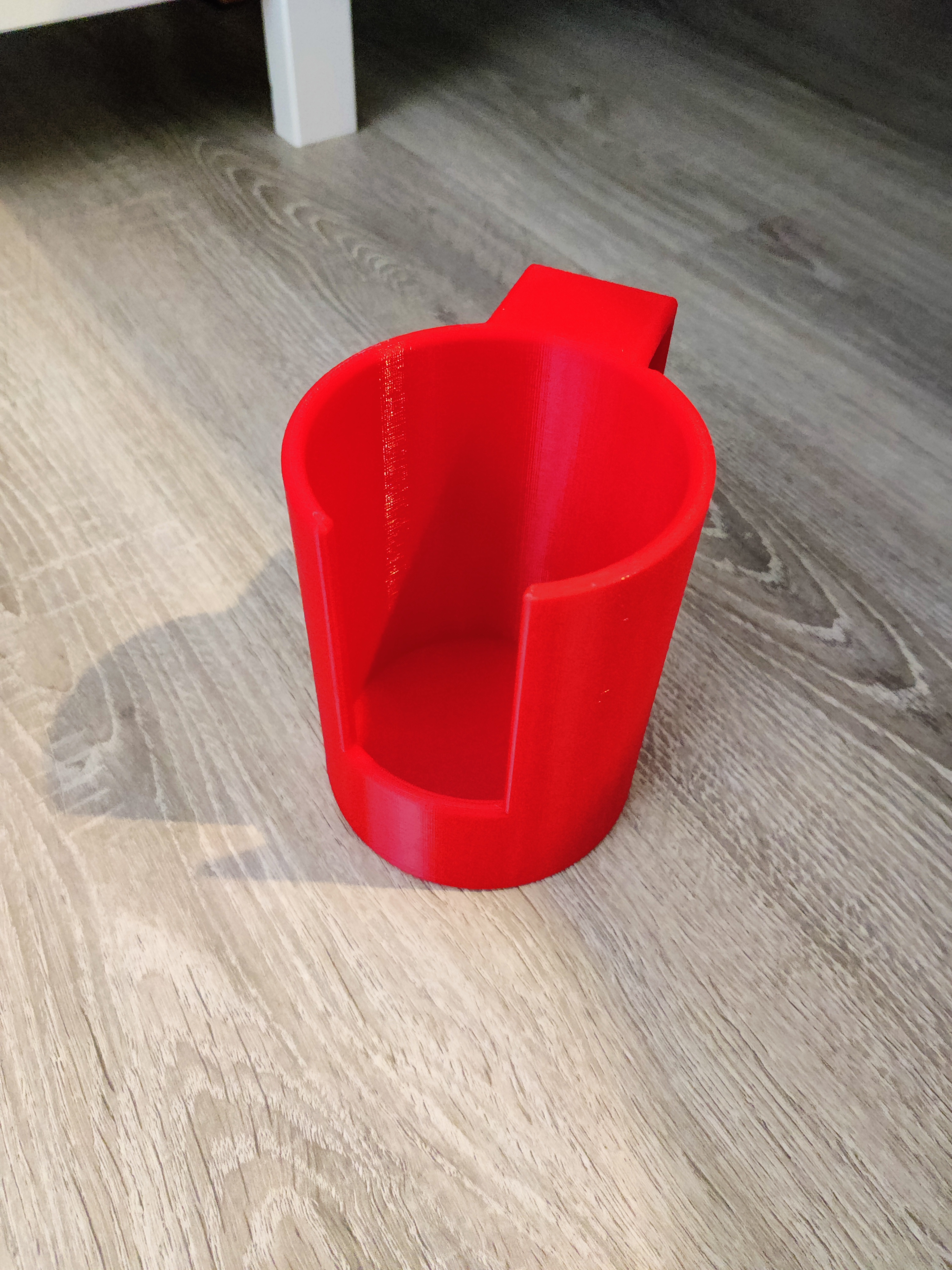 Bettgetränkehalter