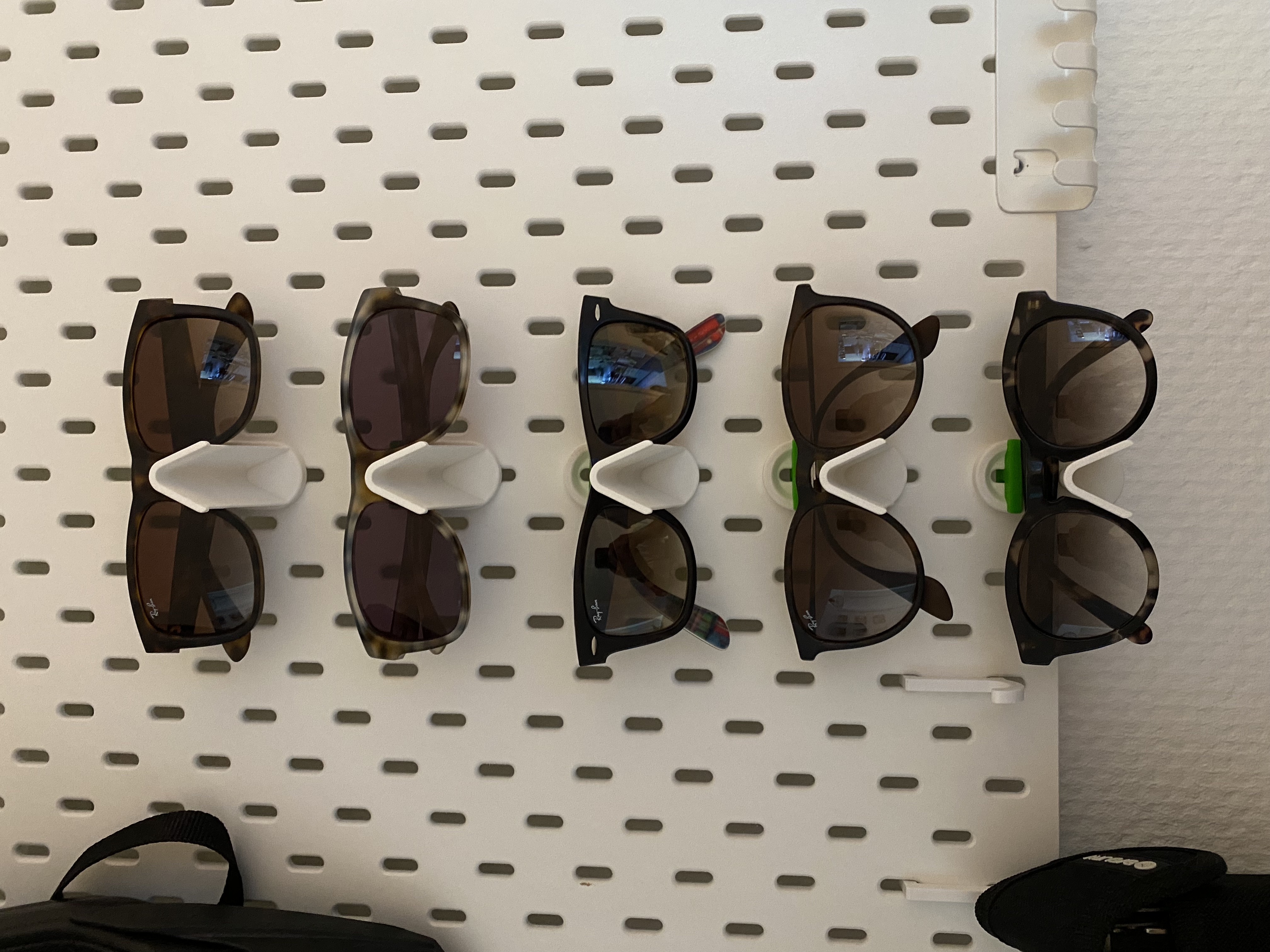 Ikea sunglasses rack online