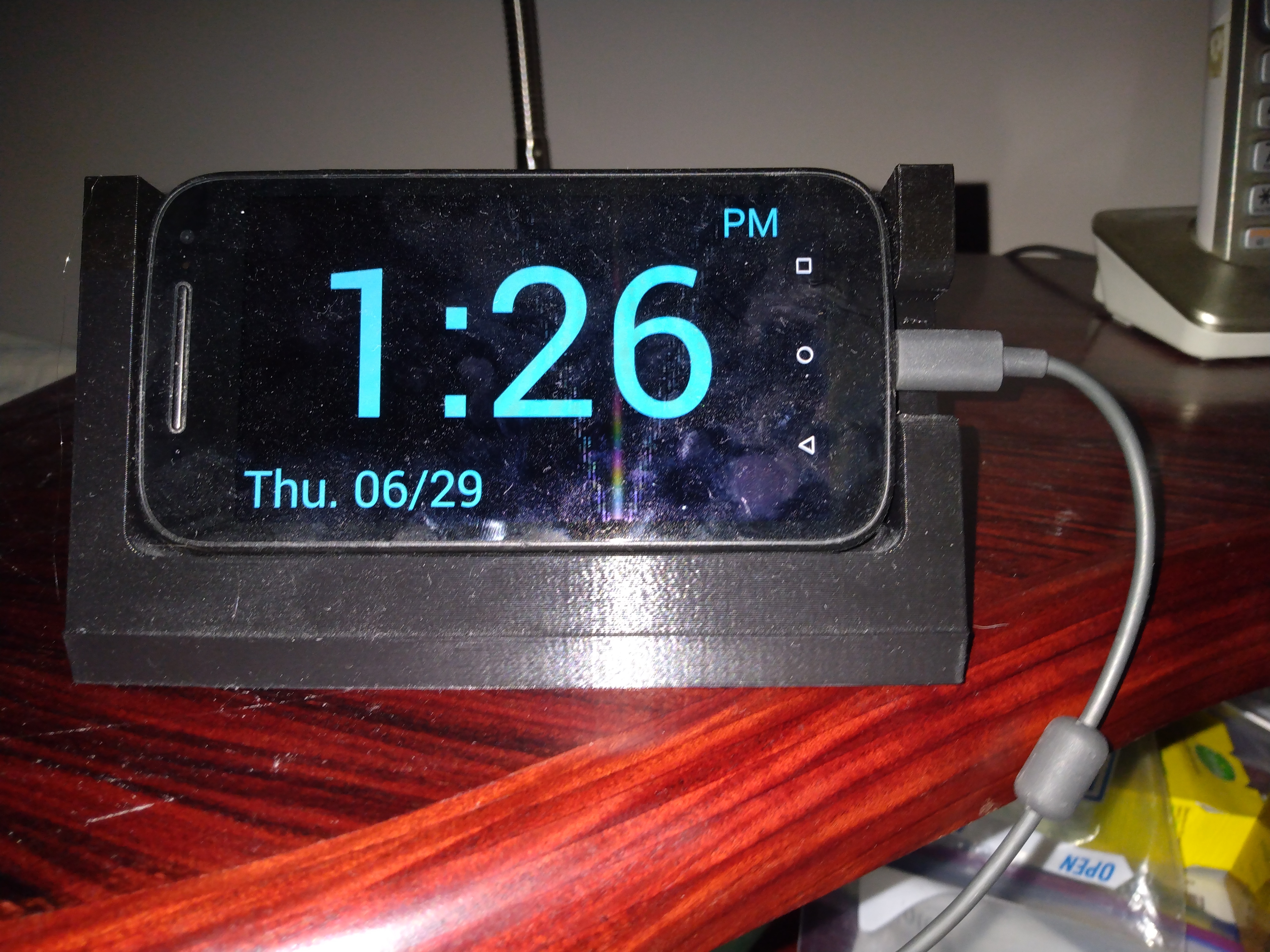 MOTO G Phone alarm clock stand