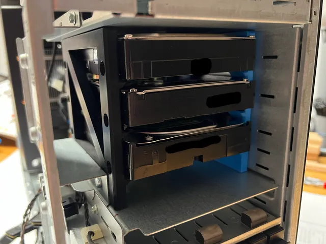 3 x 3.5" HDD adapter