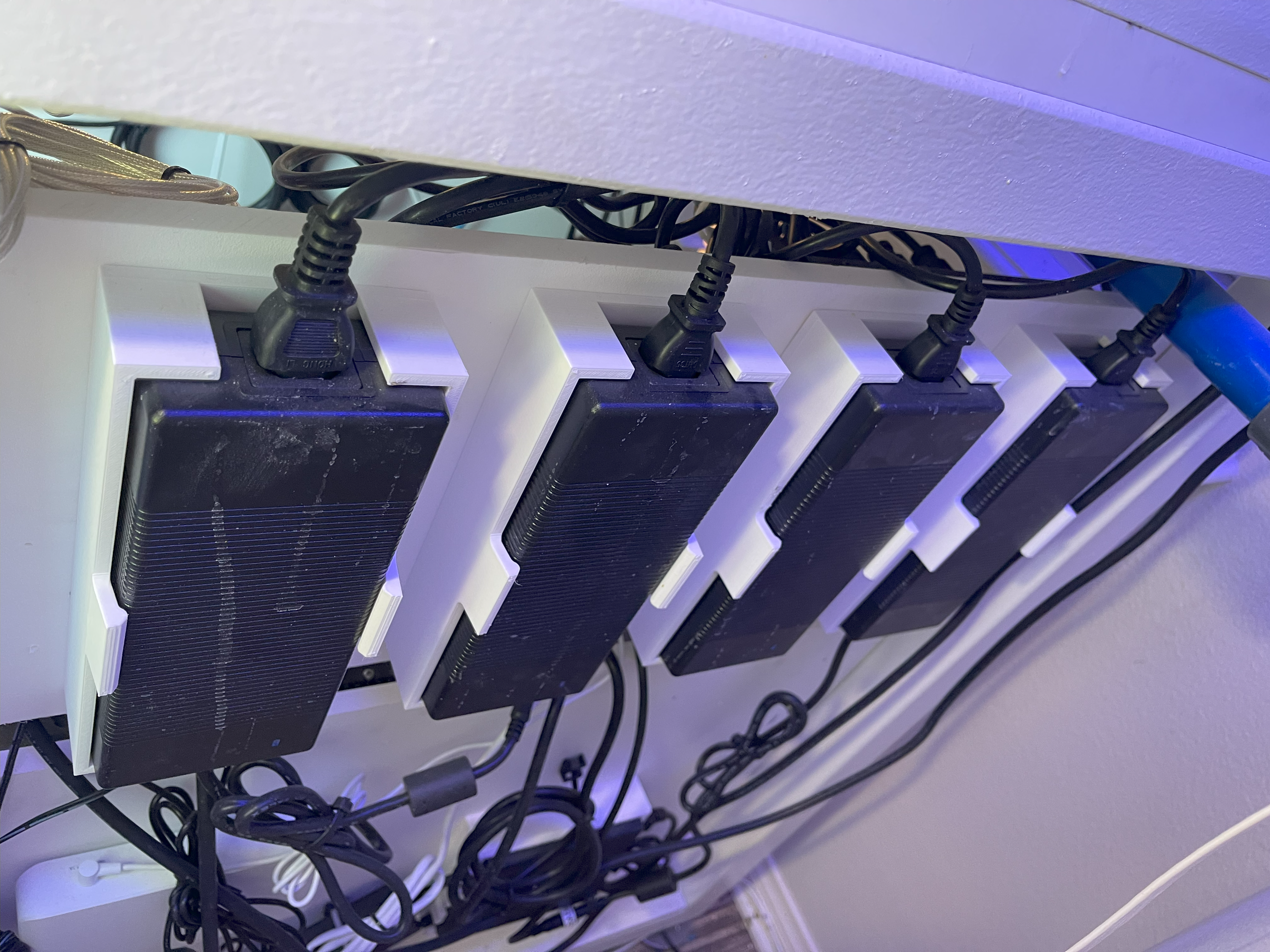 Ecotech XR30 power brick holder