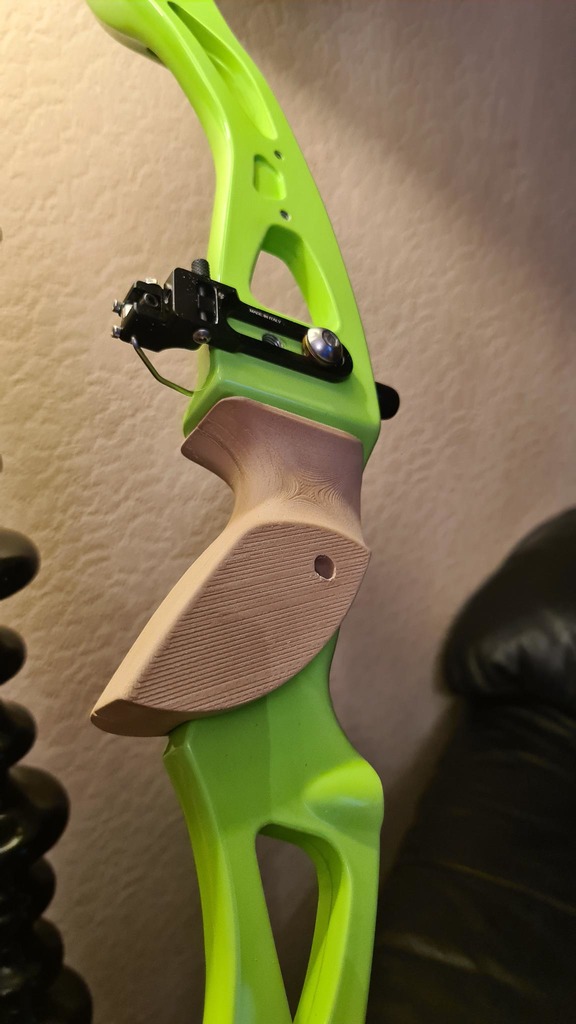 Recurve bow WNR / SF grip by Lokijester Download free STL model