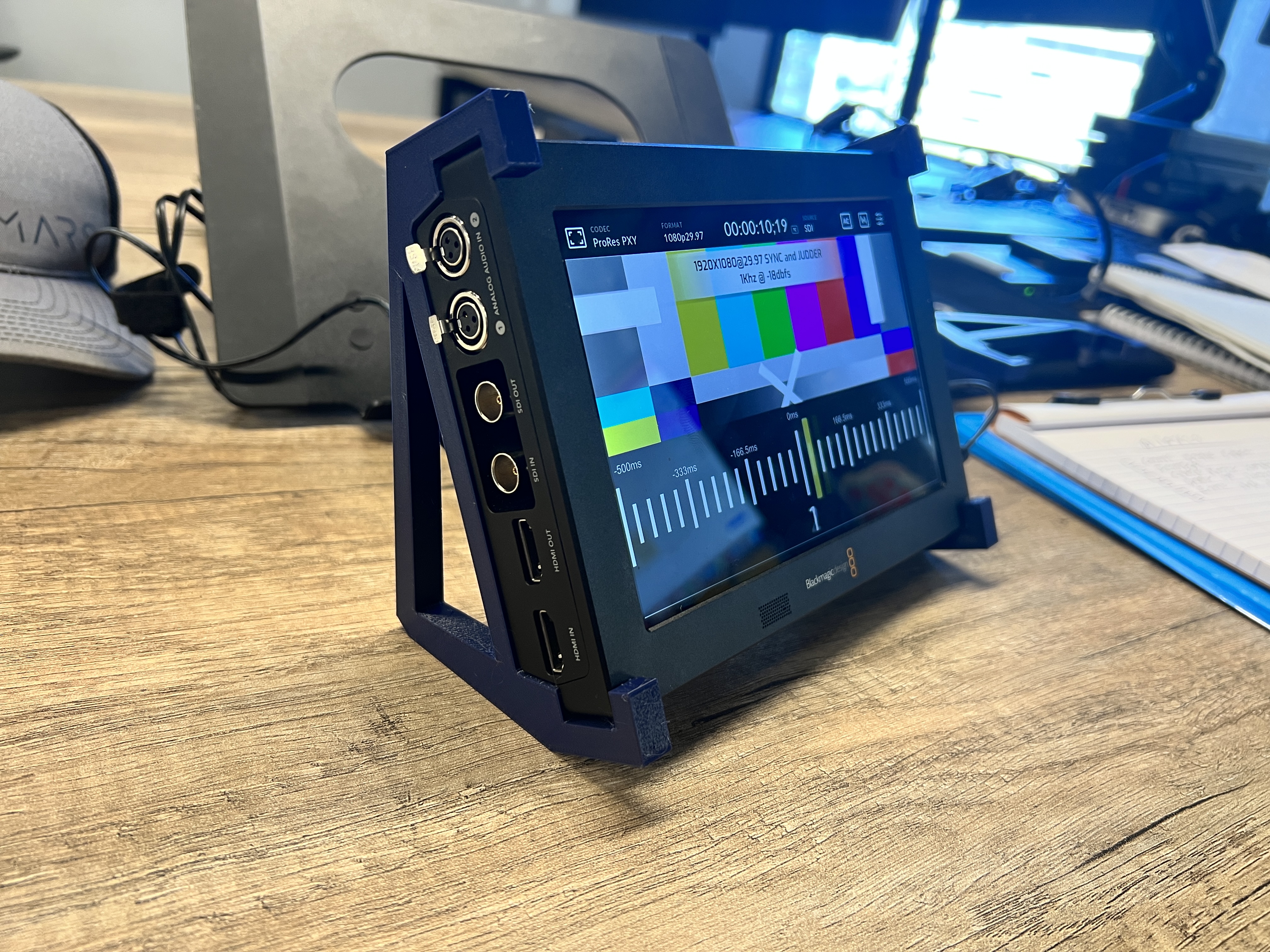 BMD 7inch video assist stand