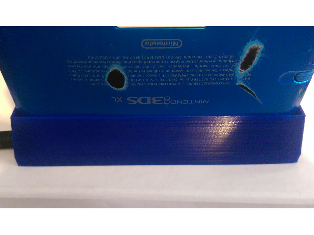3DS XL Charging Cradle old XL by Thump2010 Download free STL model