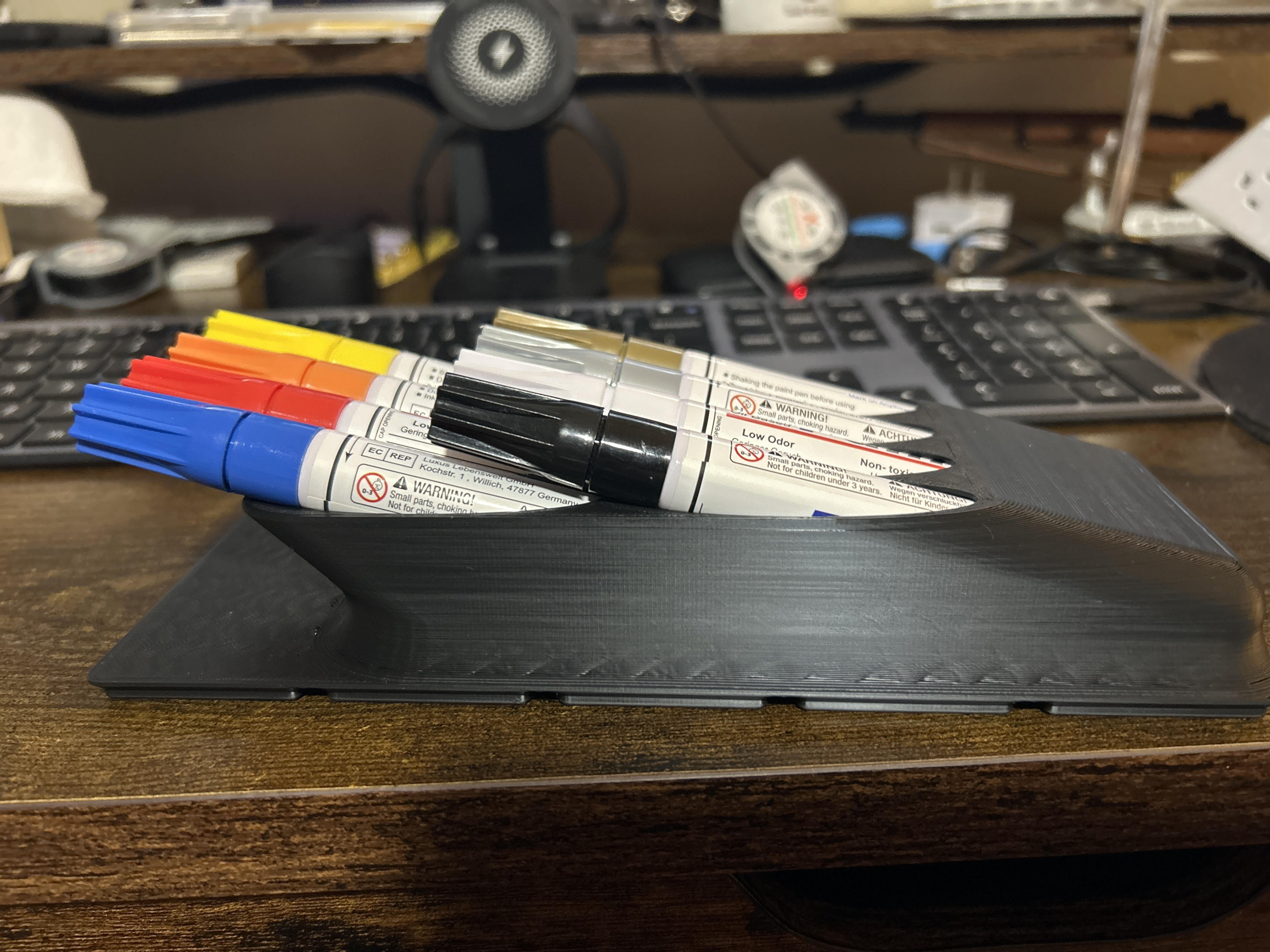 Low Profile Gridfinity paint pen holder by MrWh1t Download free STL