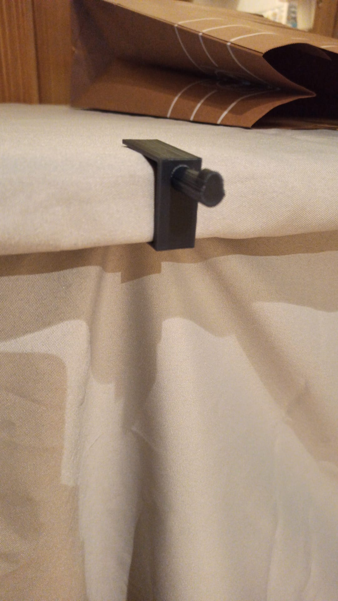 Miniatura 2 do modelo 3D Camping table hook