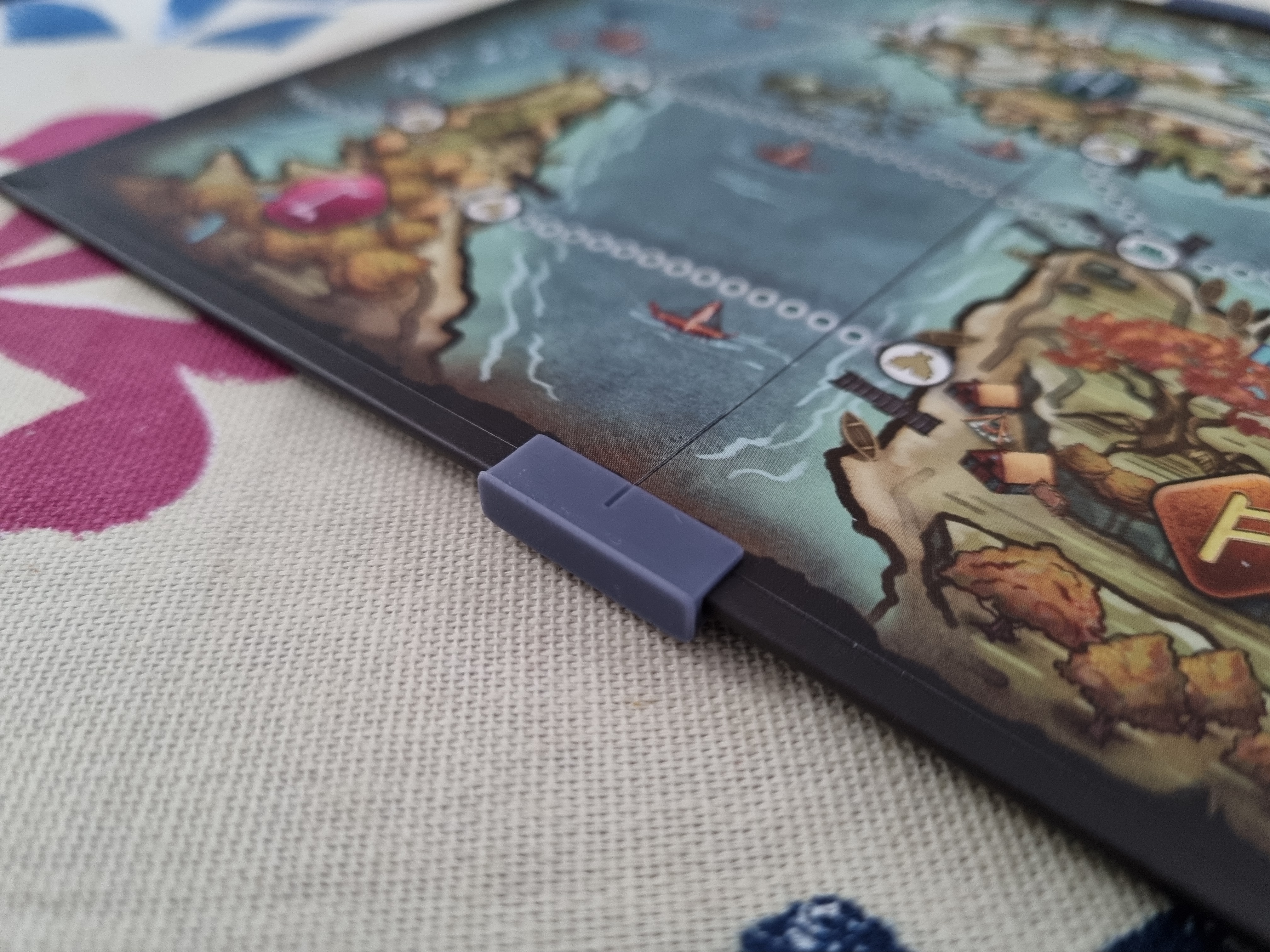 Folding Game Board Flattening Clip