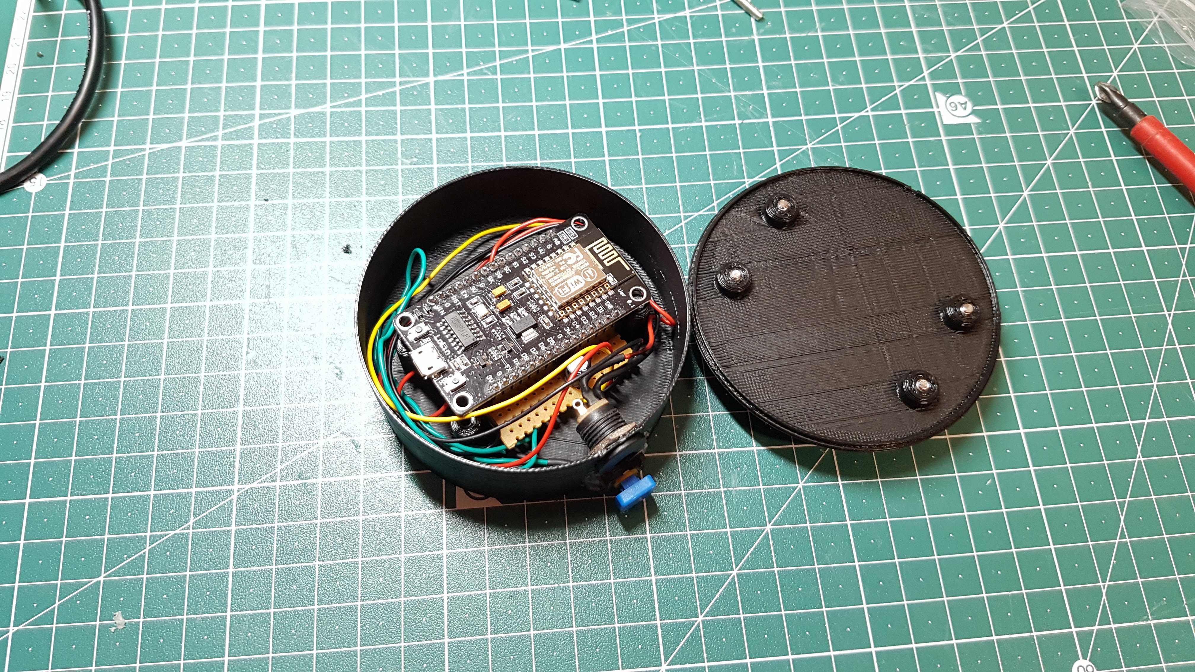 Miniatura 12 do modelo 3D Moon Control
