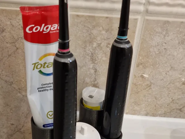 Oral B electric tooth brush holder