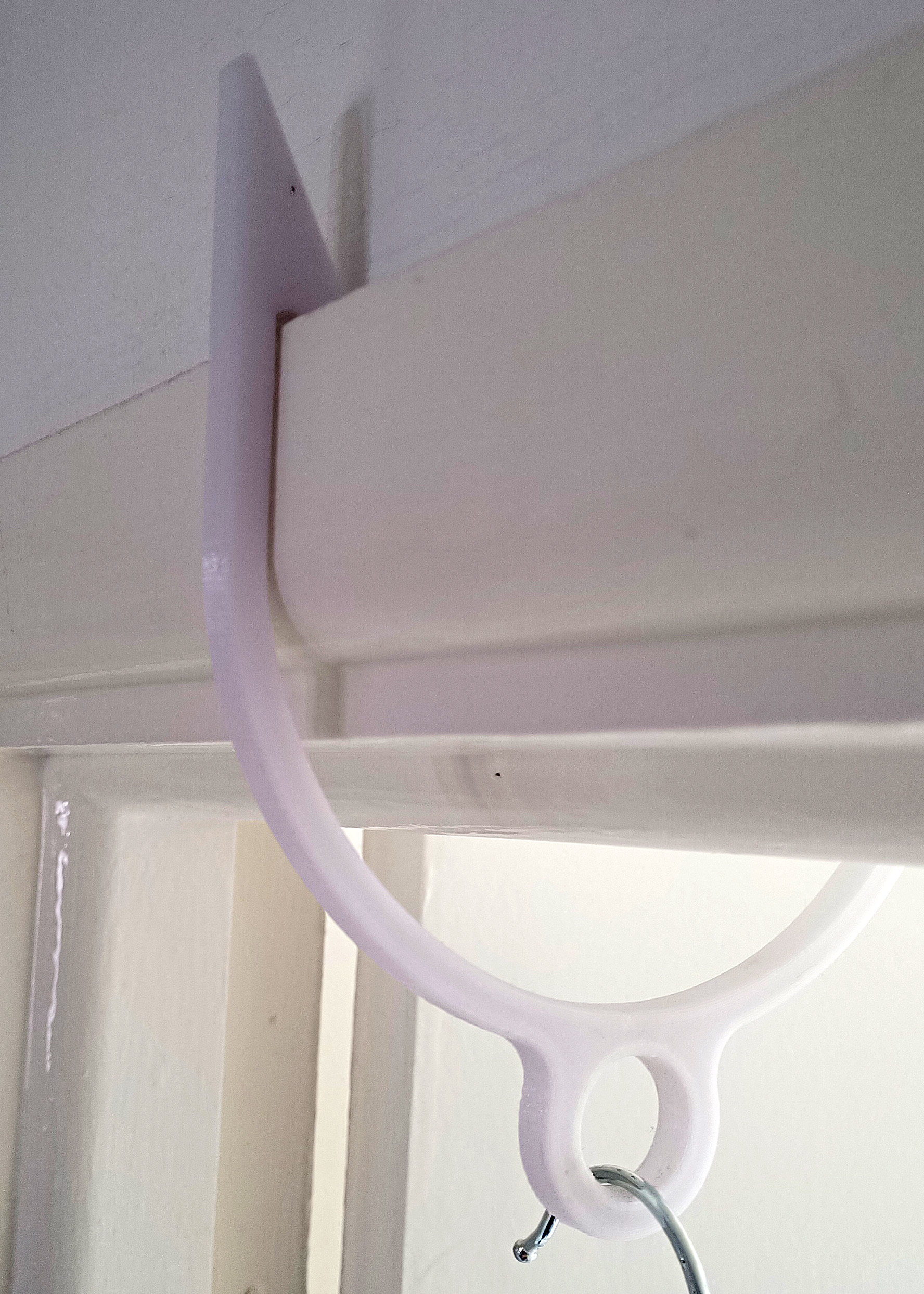 Door Frame Hanger clip by Spudd78 Download free STL model