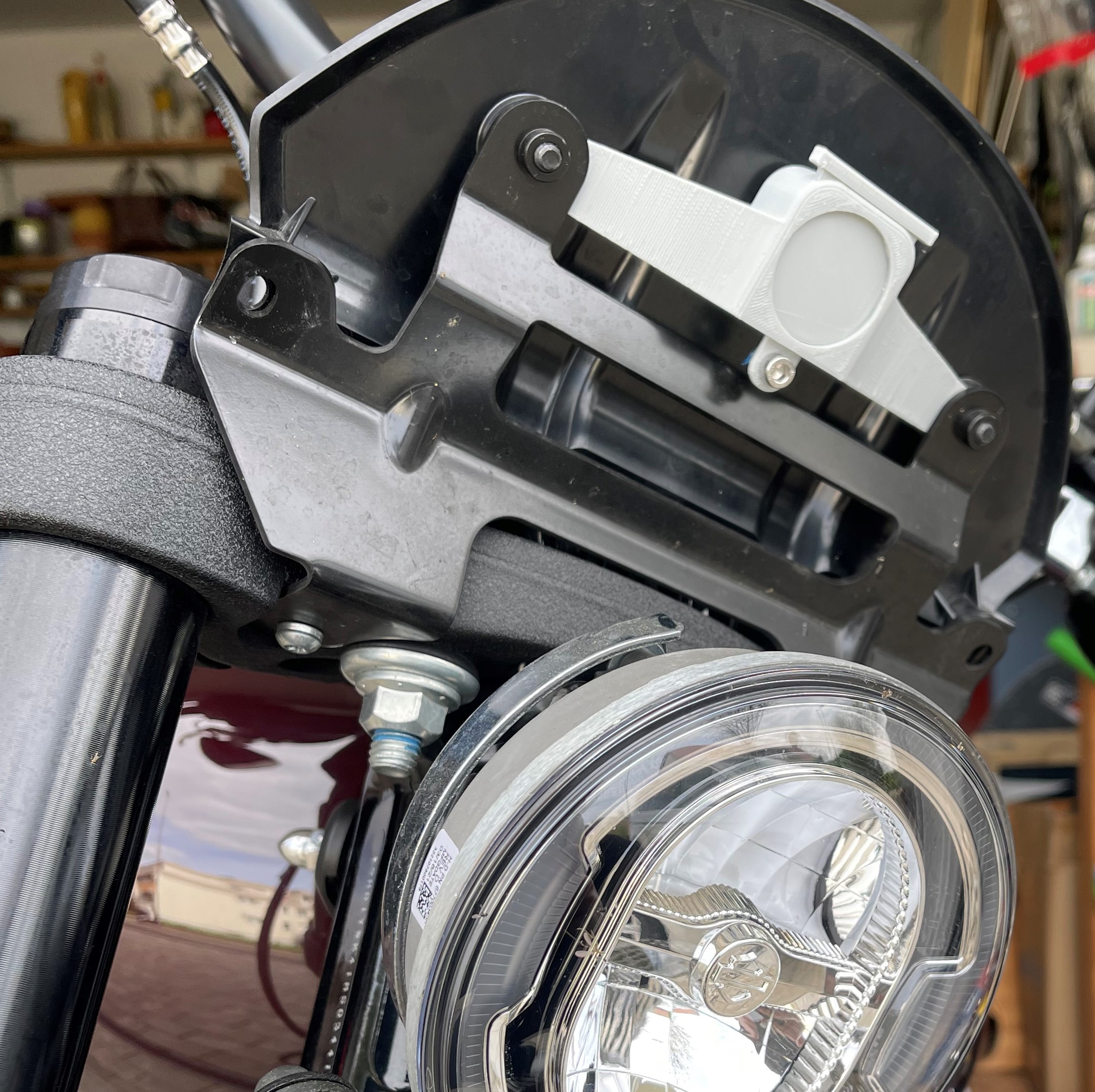 Airtagholder for FXLRS Harley Davidson (2020-...)