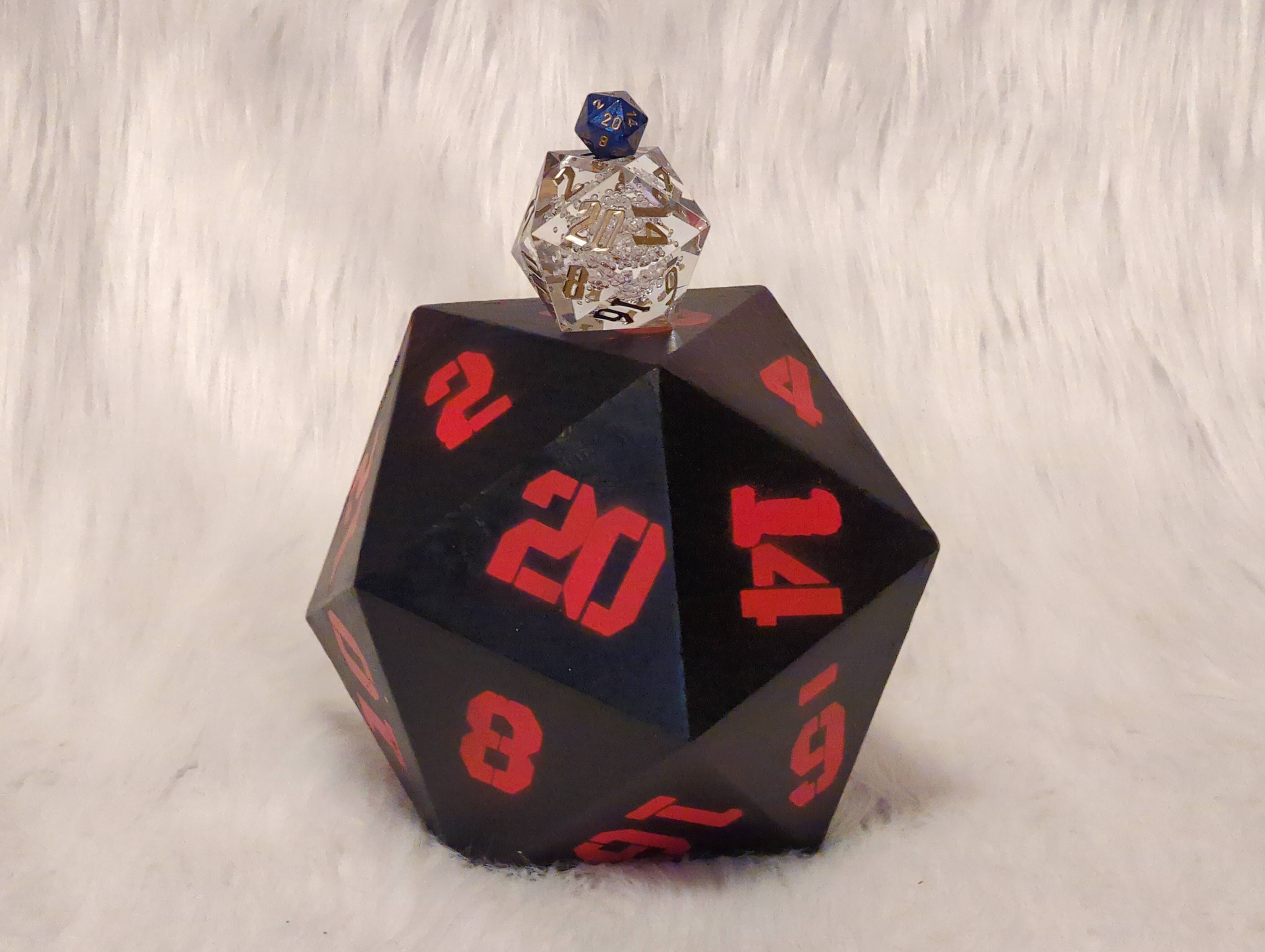 Ludicrously large d20