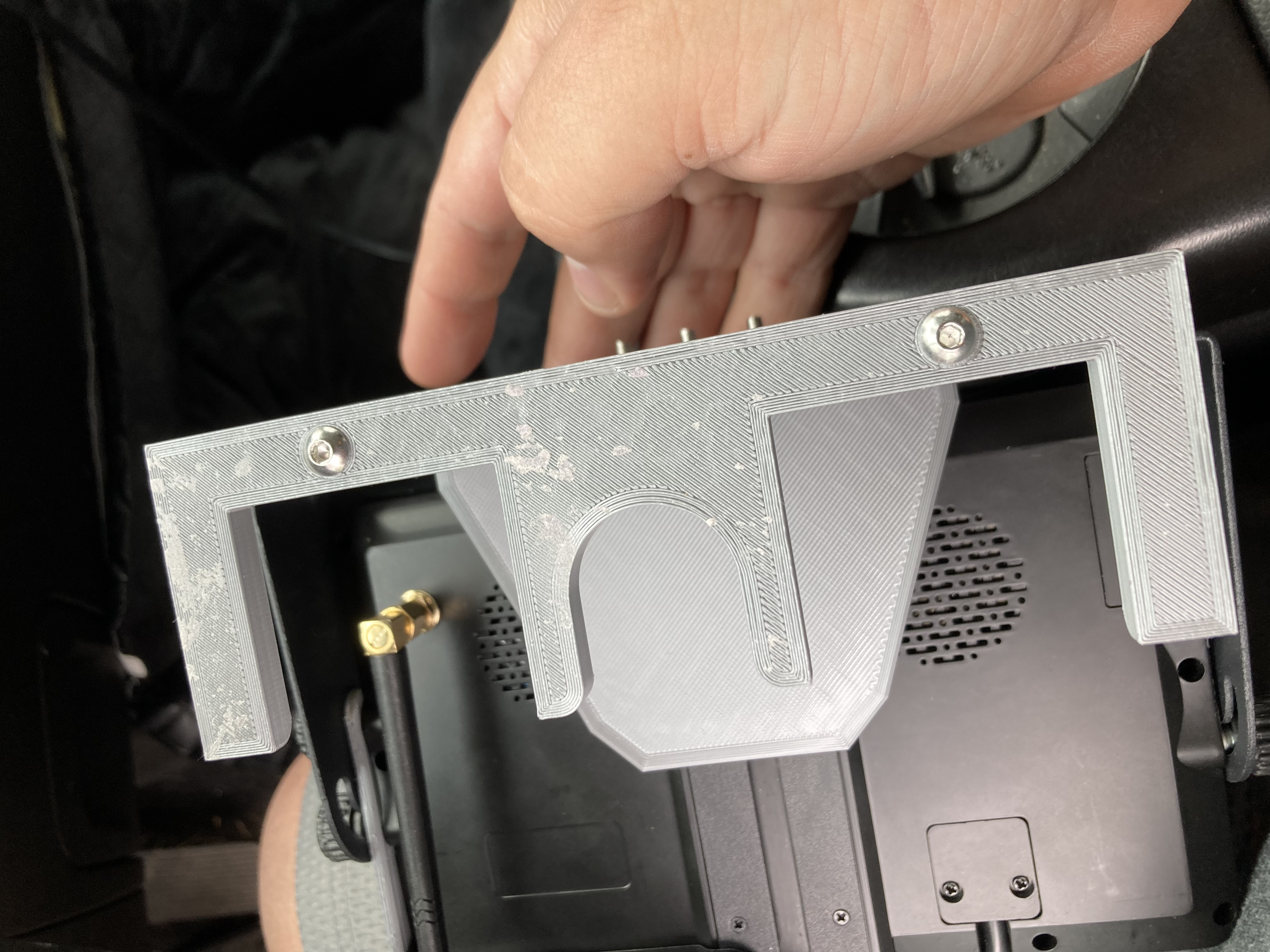 Wireless Backup Camera Screen Bracket — thumbnail 3