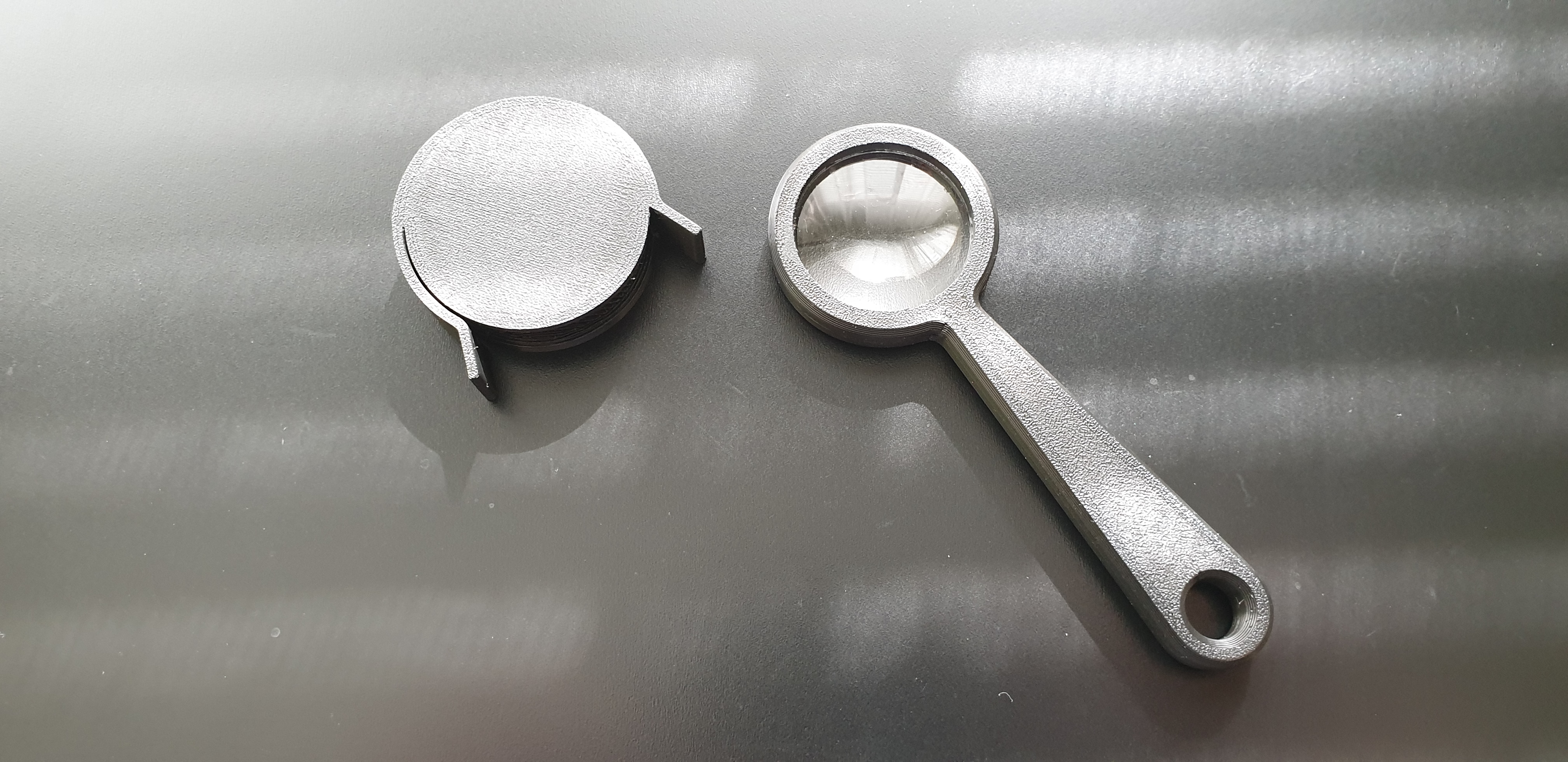 Google cardboard to magnifying glass