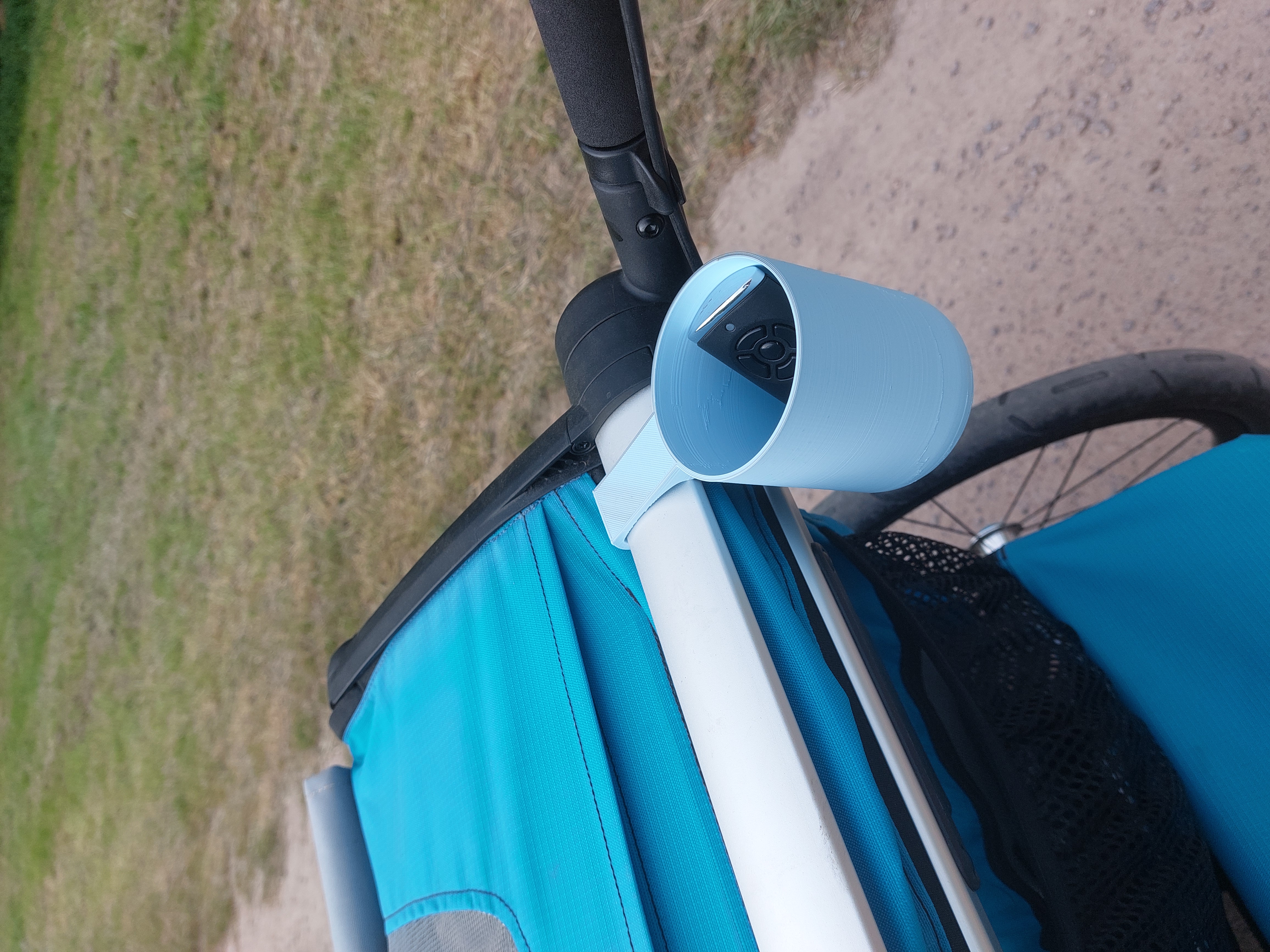 Thule chariot cup holder