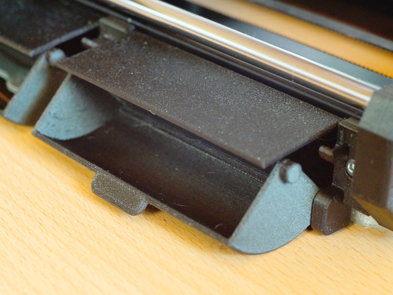 Prusa Mini frame attached toolbox (glovebox)