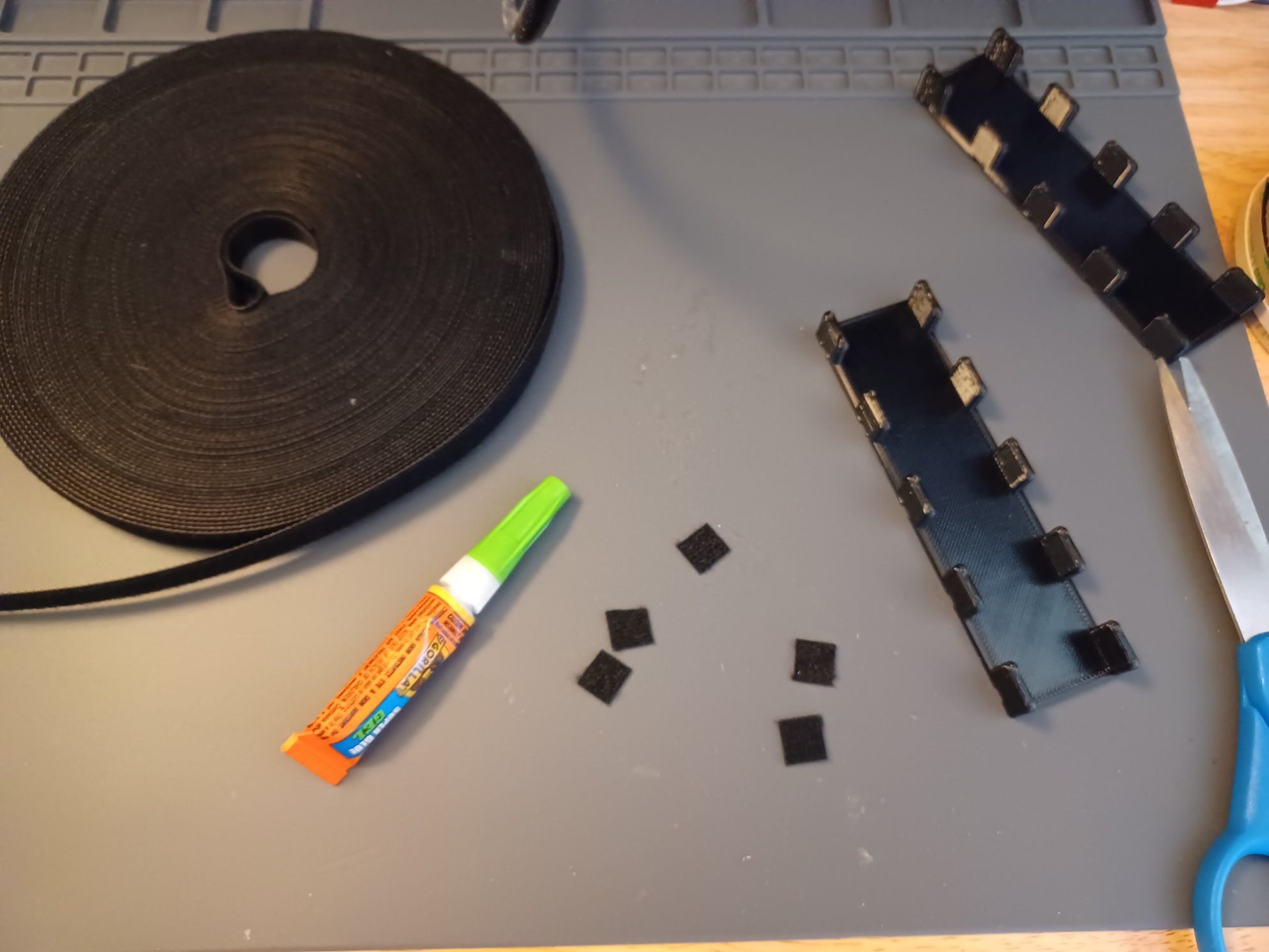 Velcro Wire Management by rngilligan Download free STL model