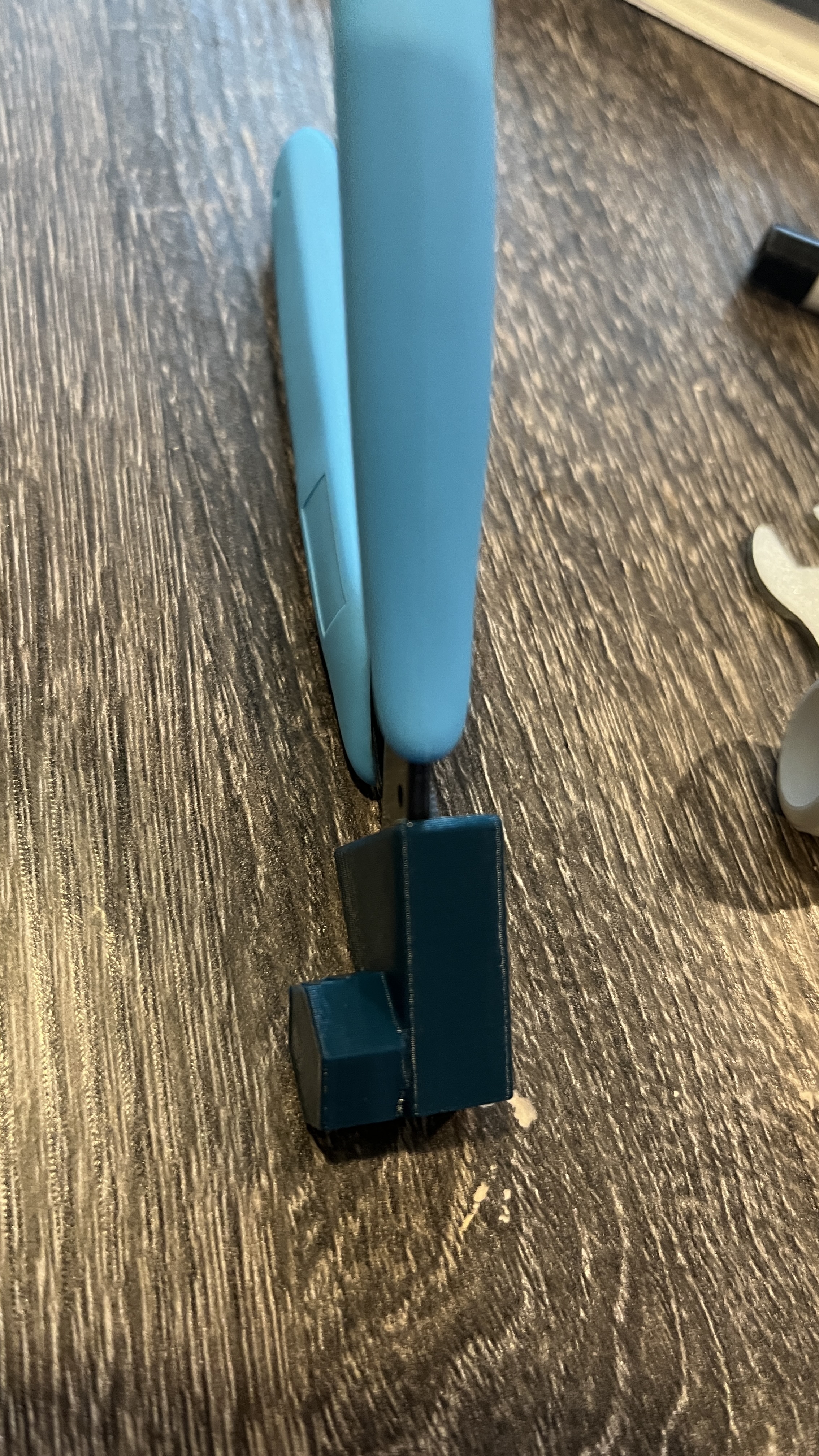 Diagonal Pliers / Flush cutter support