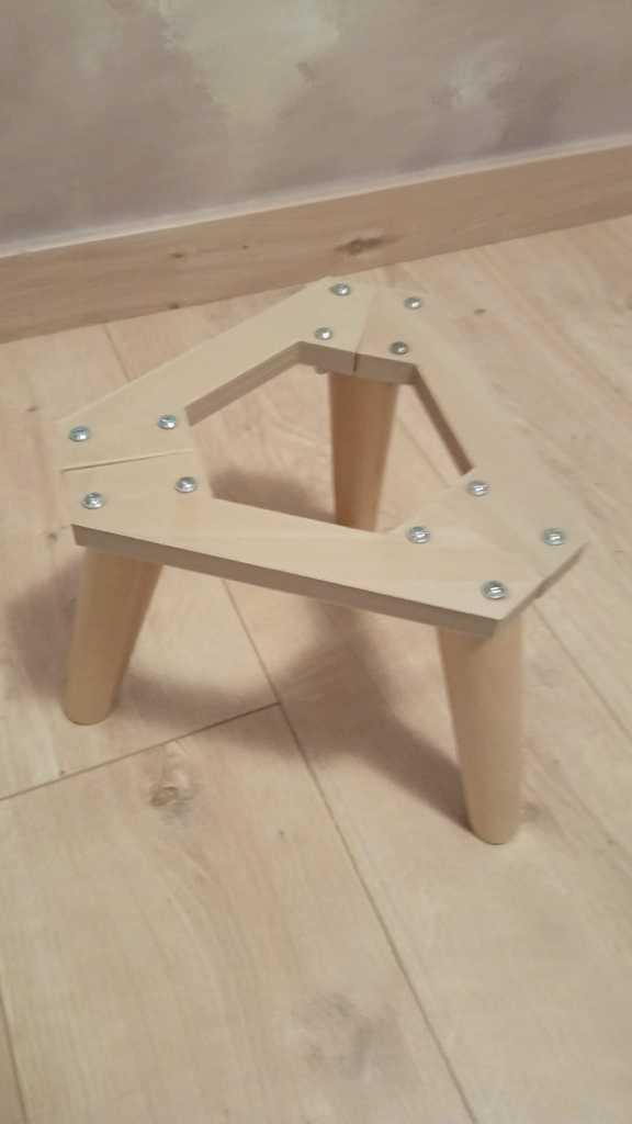 Base macetero 3 patas — miniatura 2
