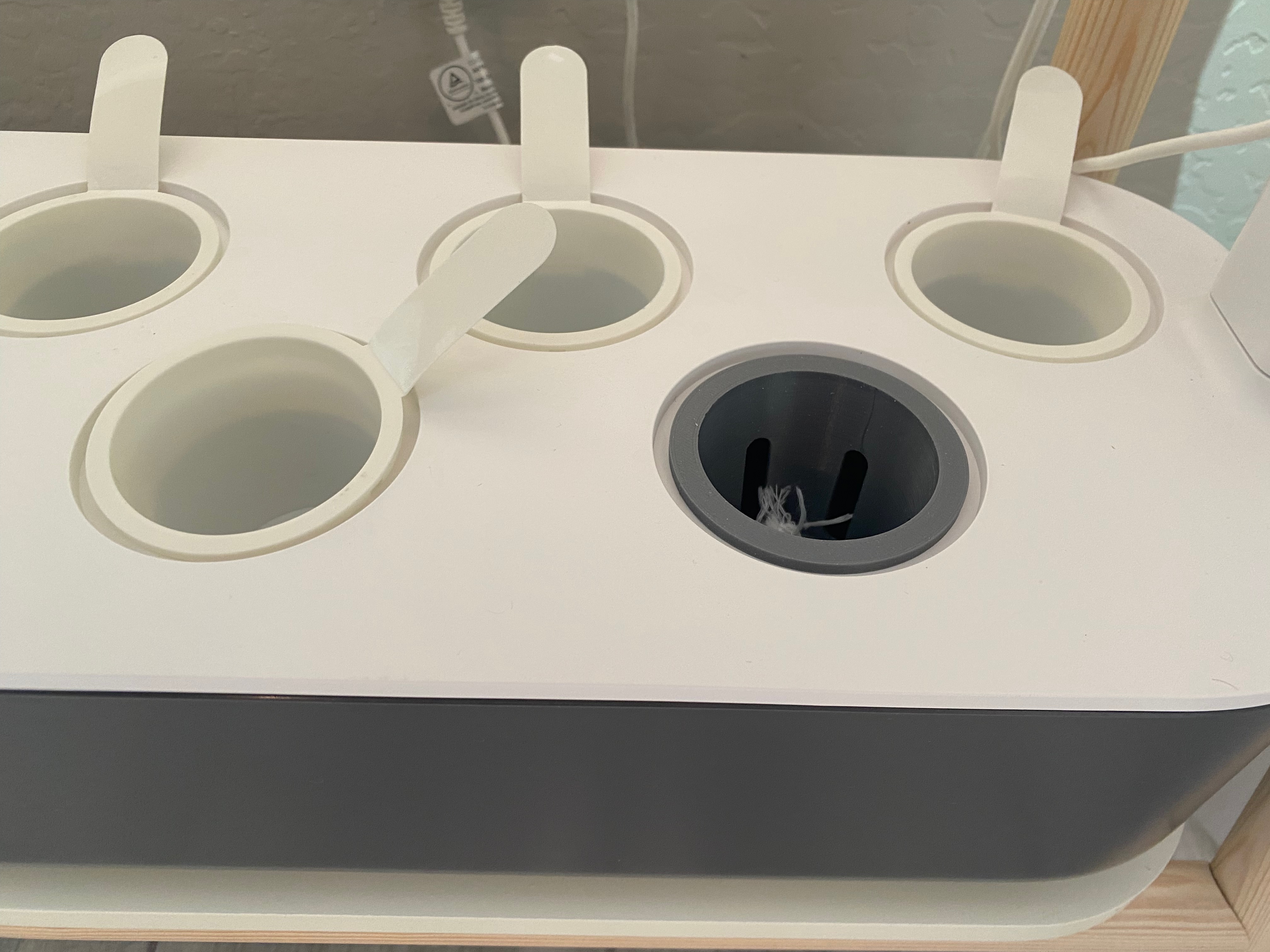 Click & Grow Slotted Cup