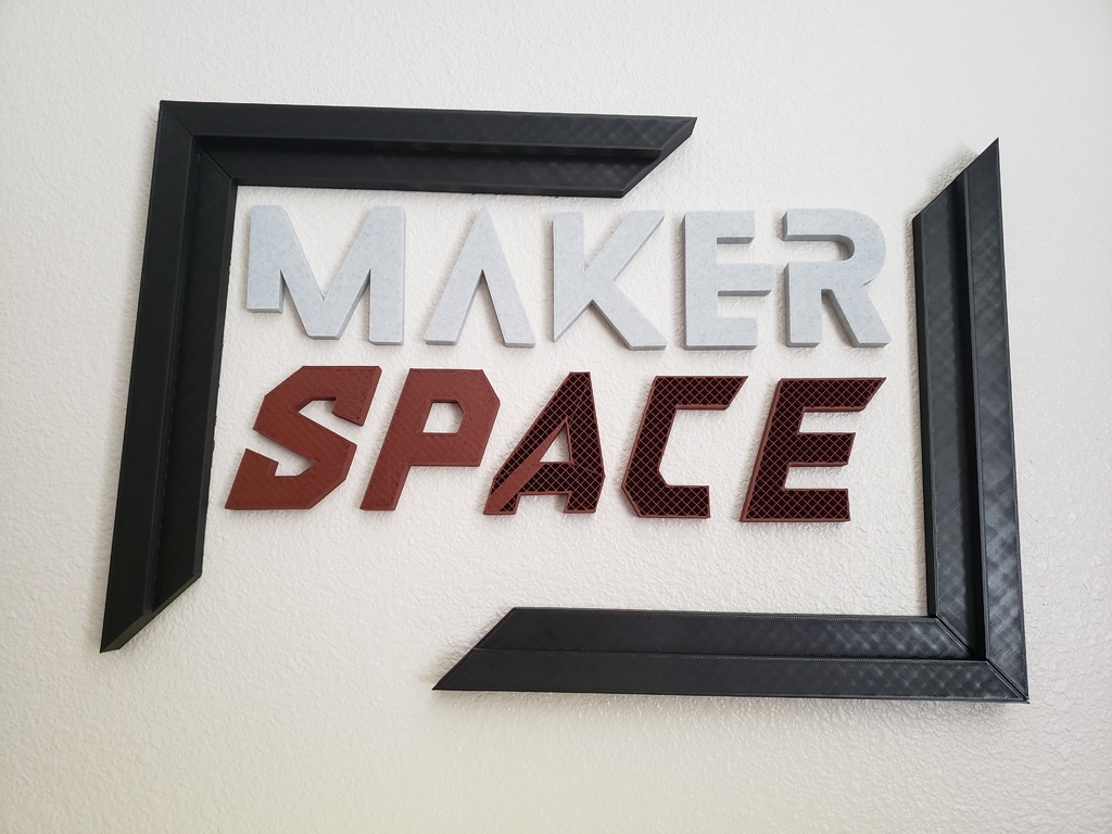 Miniatura 5 do modelo 3D Maker Space Sign