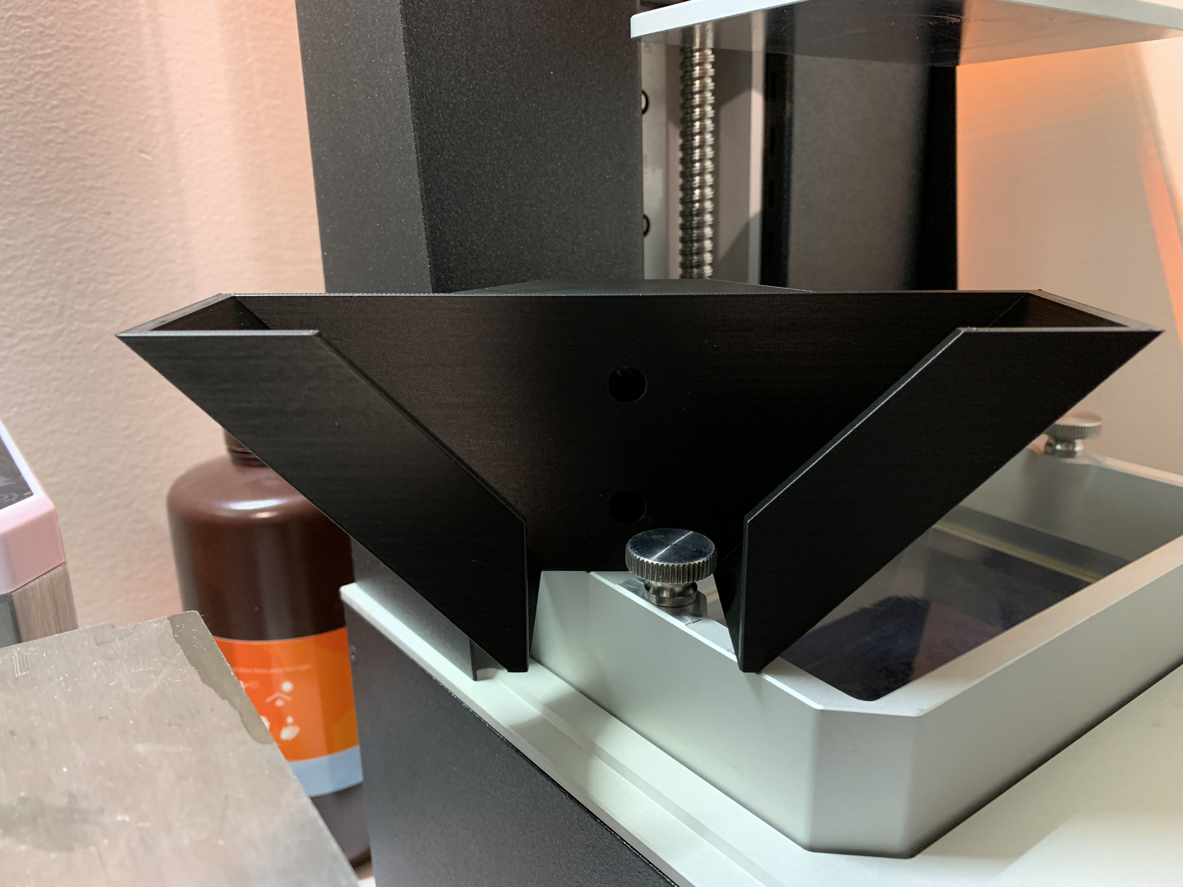 SL1 Vat Drip Wall Mate
