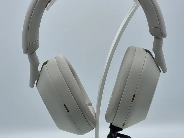 ModMic to Sony XM5 3.5mm Adapter