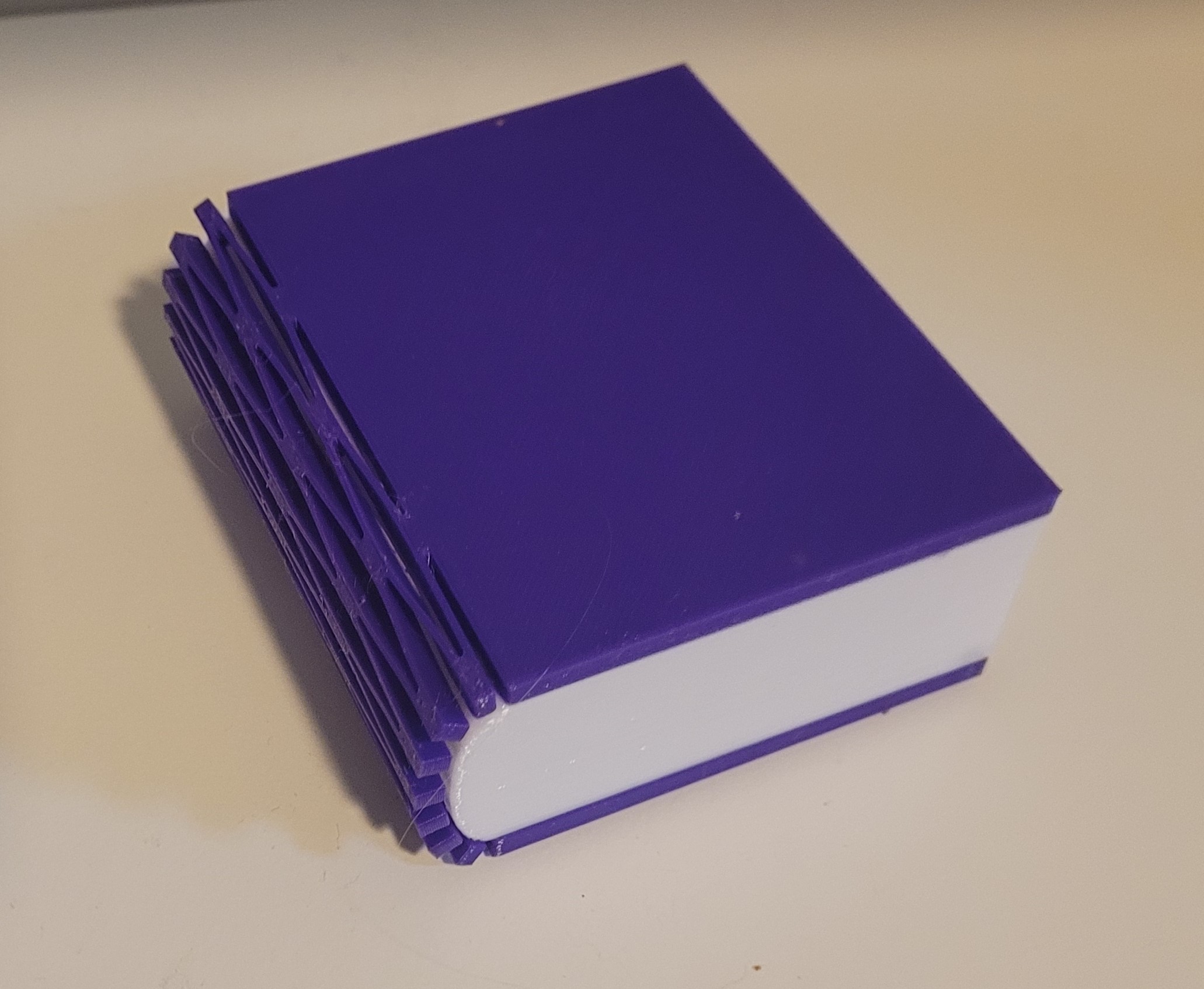 Playing Card Book by Caederus Download free STL model