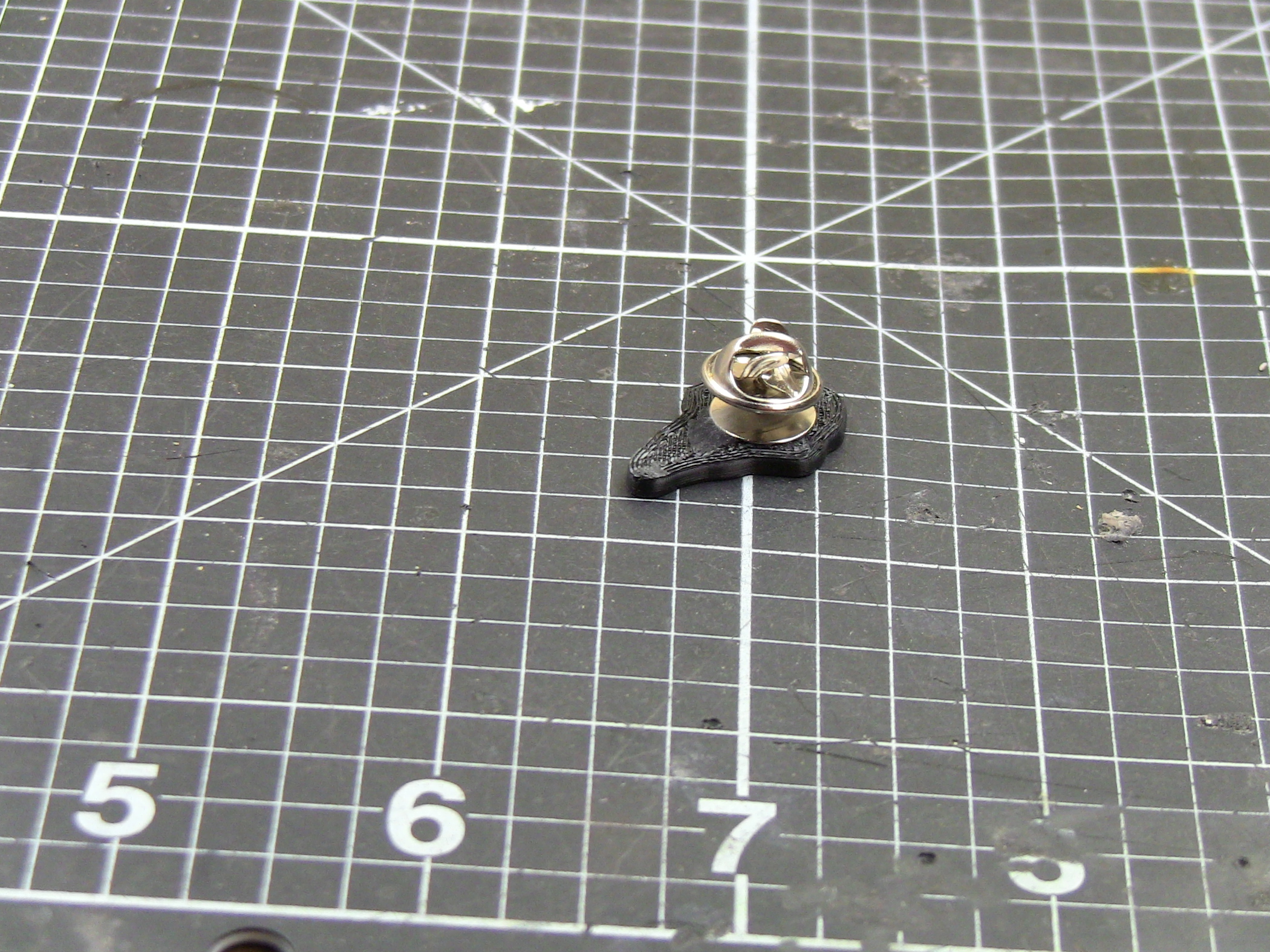 Ghostface enamel pin — thumbnail 2