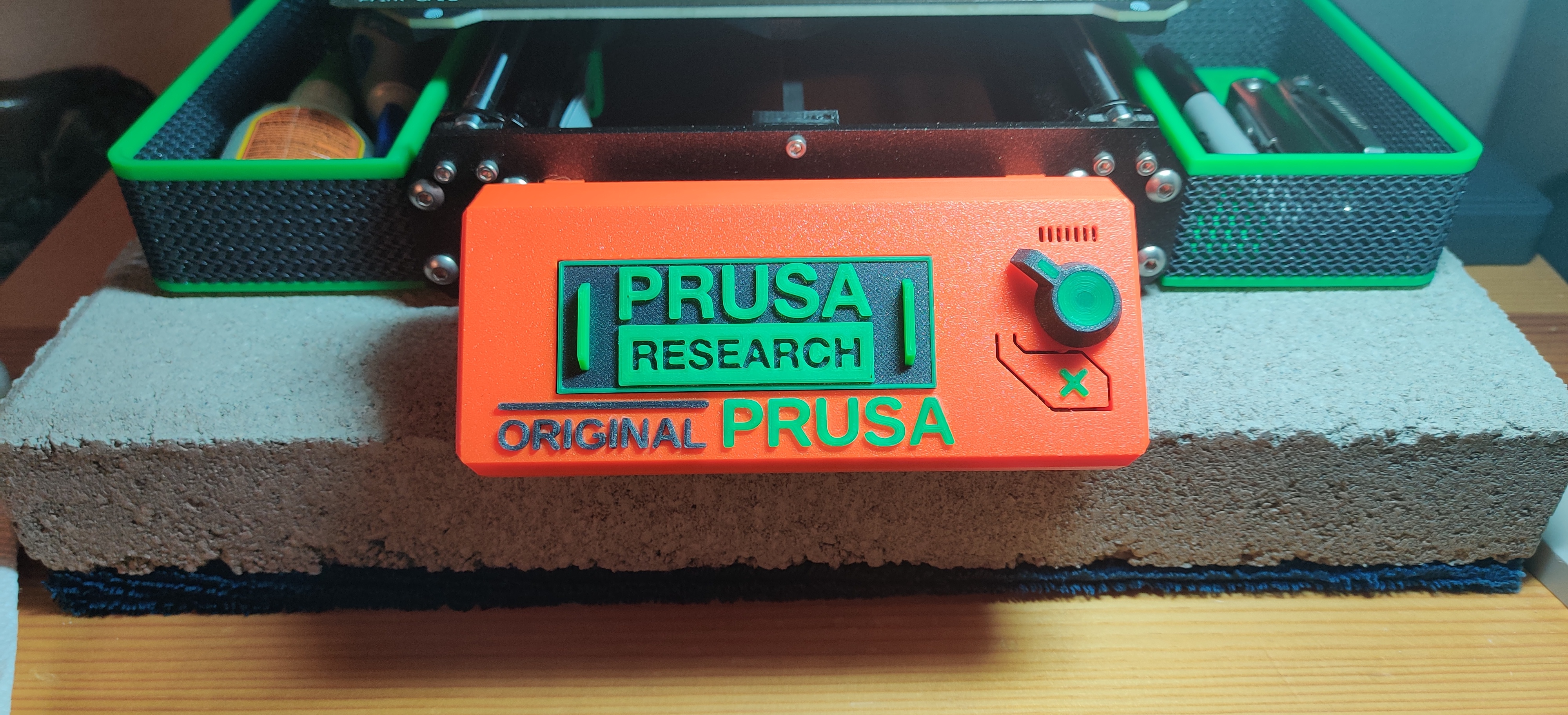 Lettering inserts for your Prusa i3 MK3S LCD Cover.