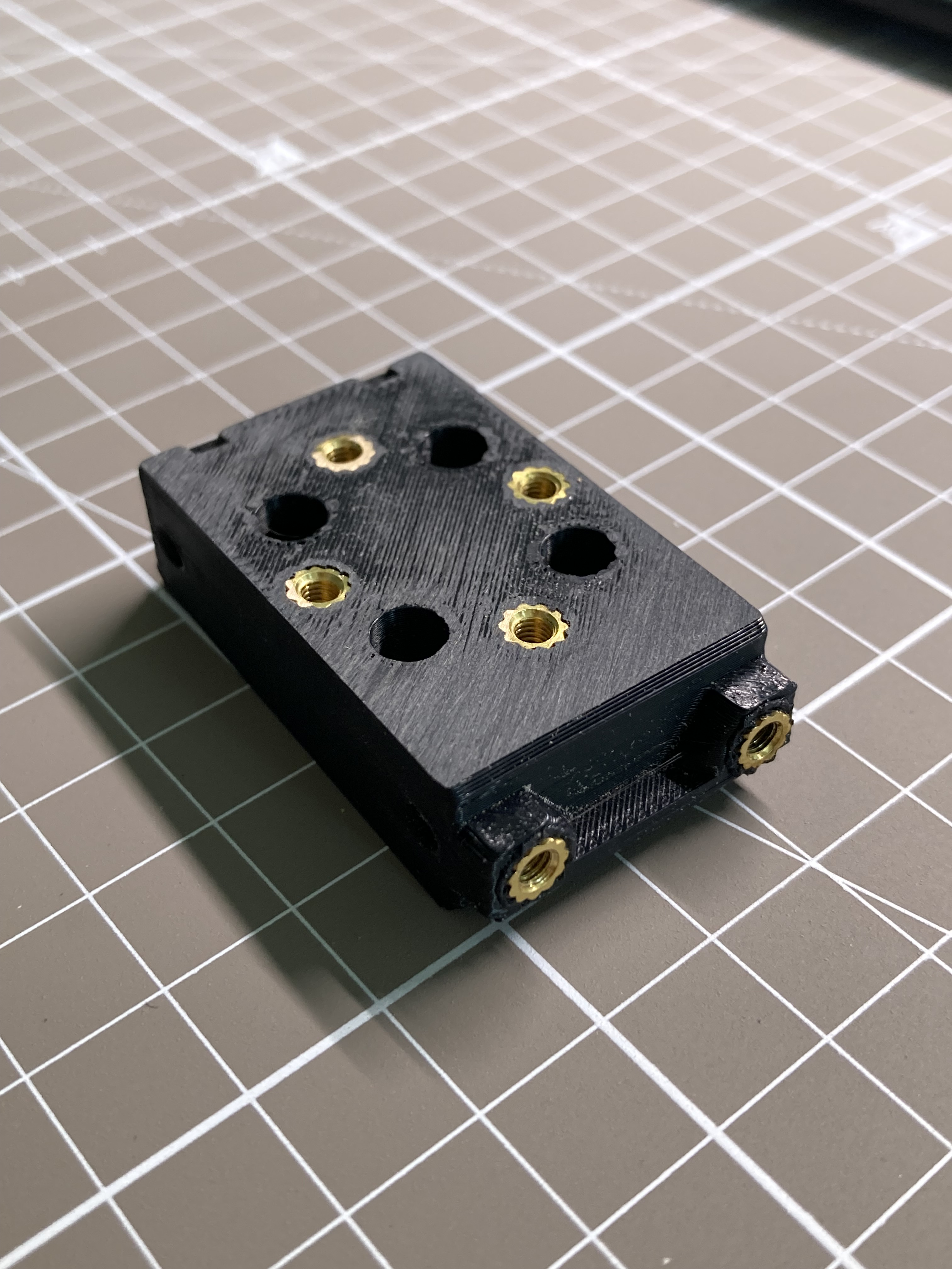 EVA3 top_endstop_mgn9h for ratrig vcore - with heat inserts for endstop