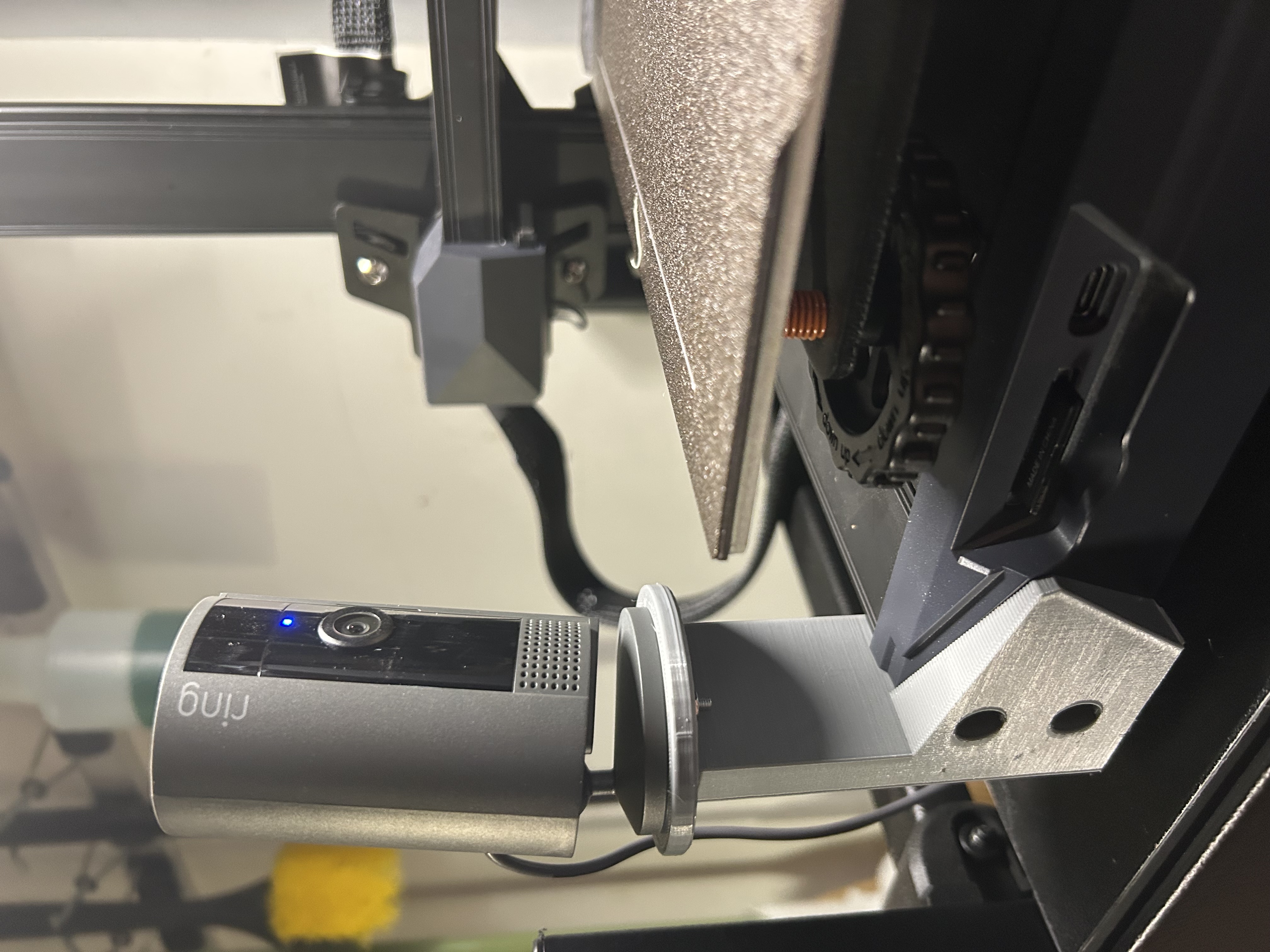 Miniatura 2 do modelo 3D Ender 3 S1 Ring Camera Mount
