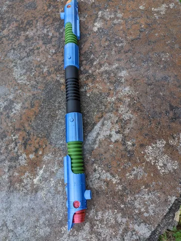 Derelict Dual Bladed Lightsaber Hilt