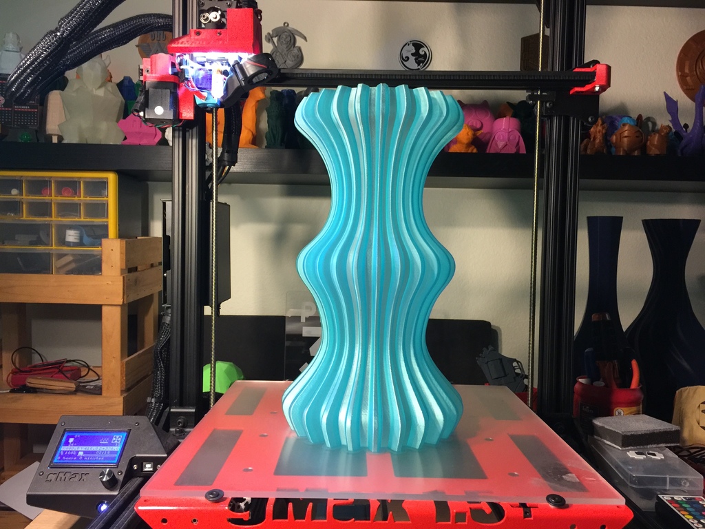 The #gMaxSize Gear Vase
