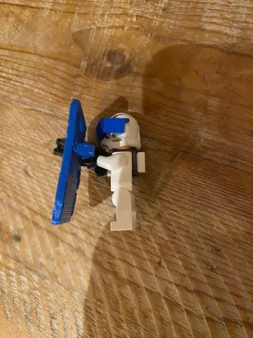 Lego clone shield