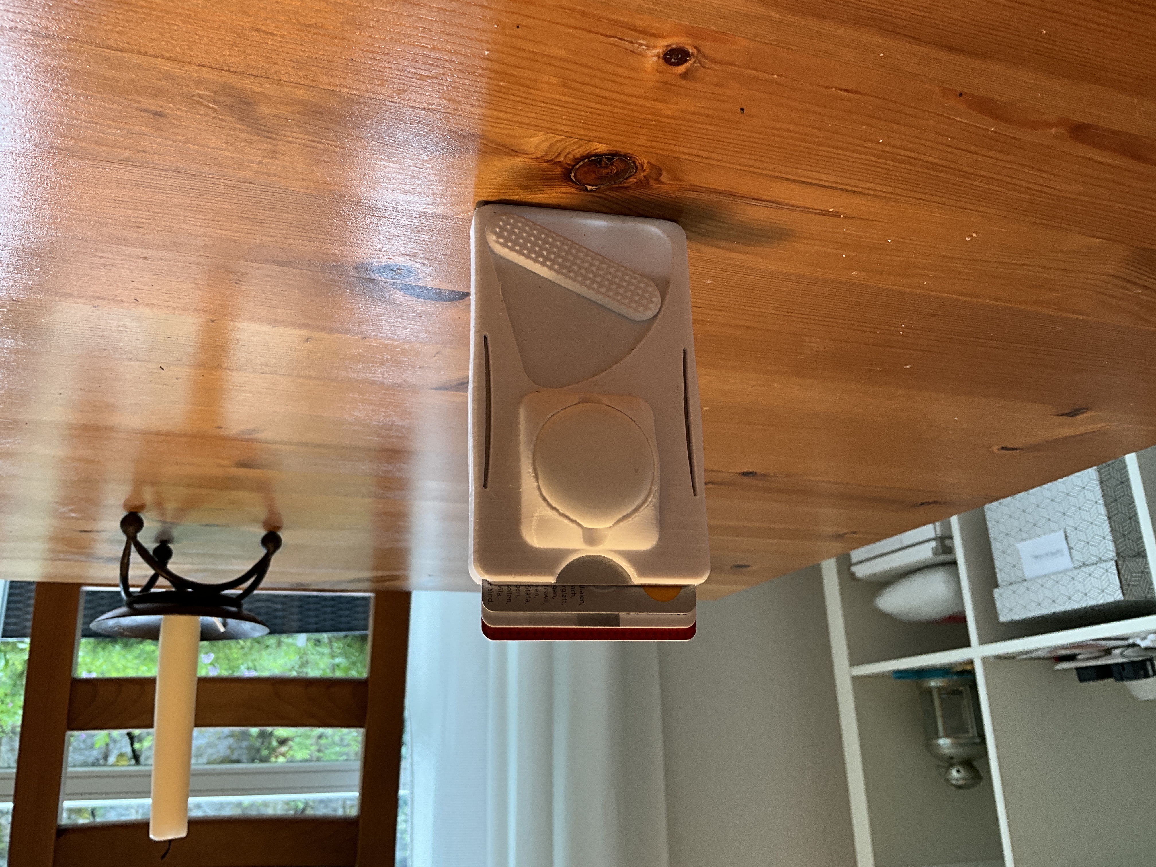 Cascade card wallet (Print-in-place) with Airtag Mount