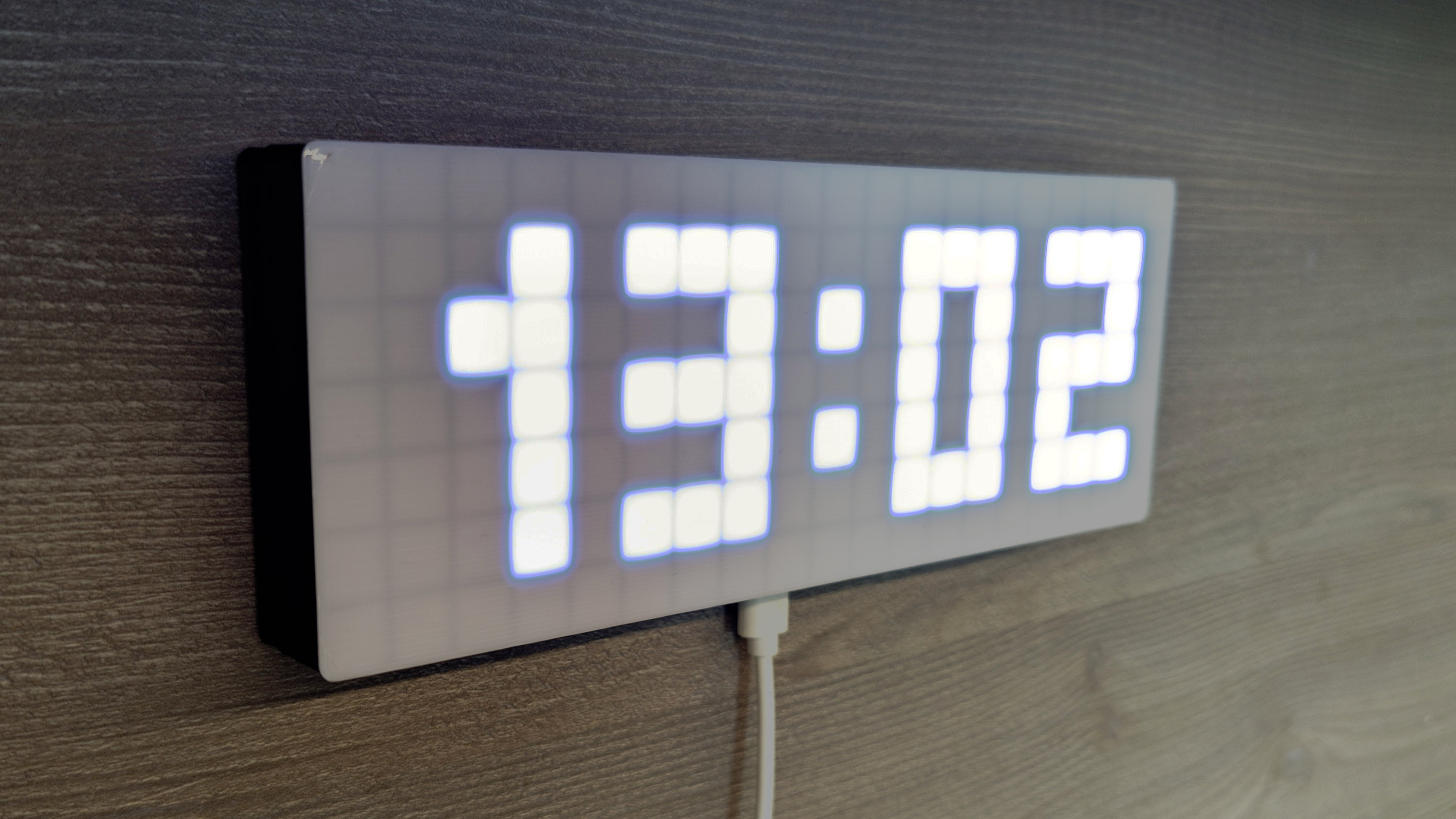 WS2812b digital pixel clock ESP8266 (ESPHome based)