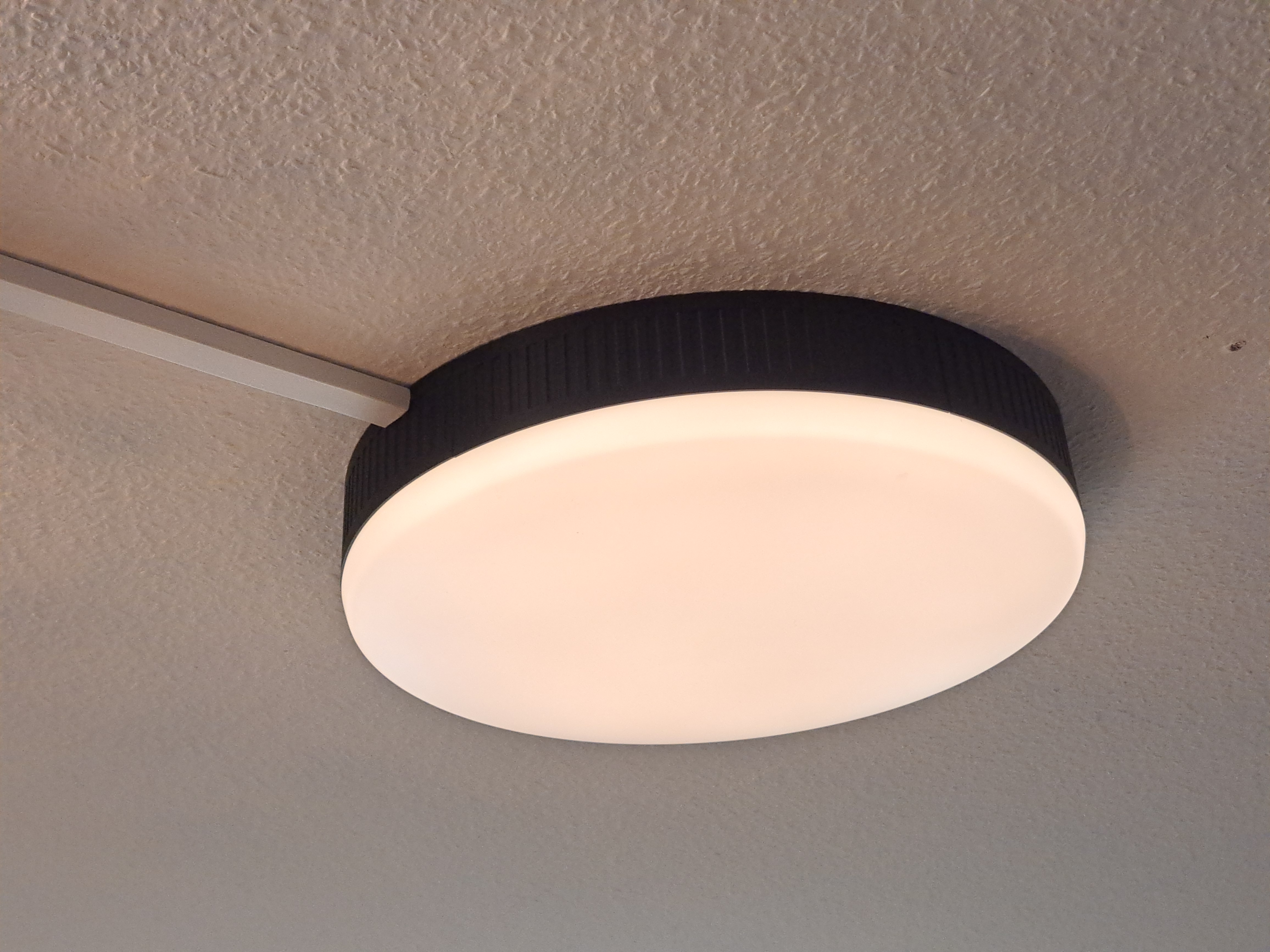 Enclosure/mount for IKEA Stoftmoln (37cm)