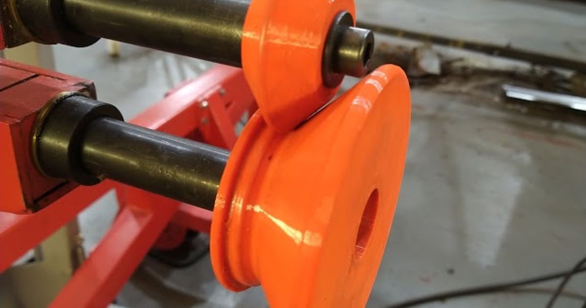 Edge tipping bead roller die's 3/4" drive axle by Hugh_Flanders Download free STL model