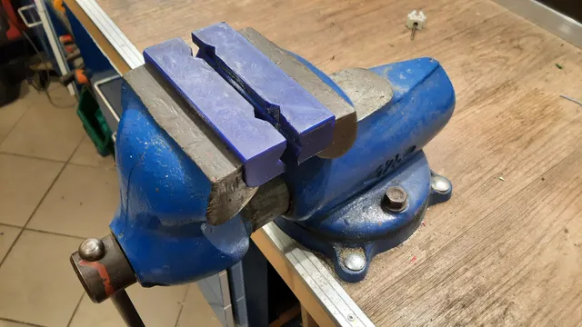 Vise jaws cover